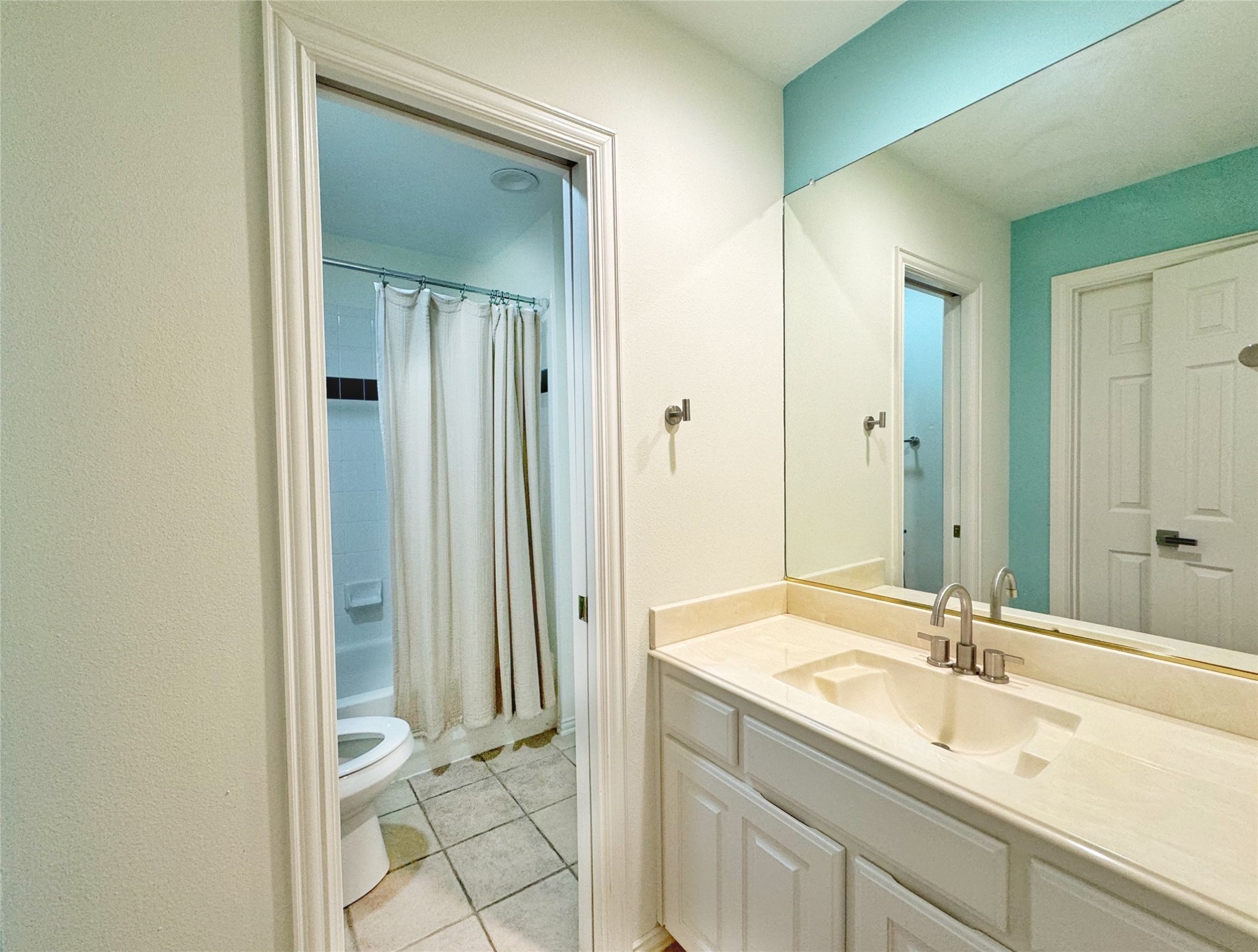 900 Spring Park Court