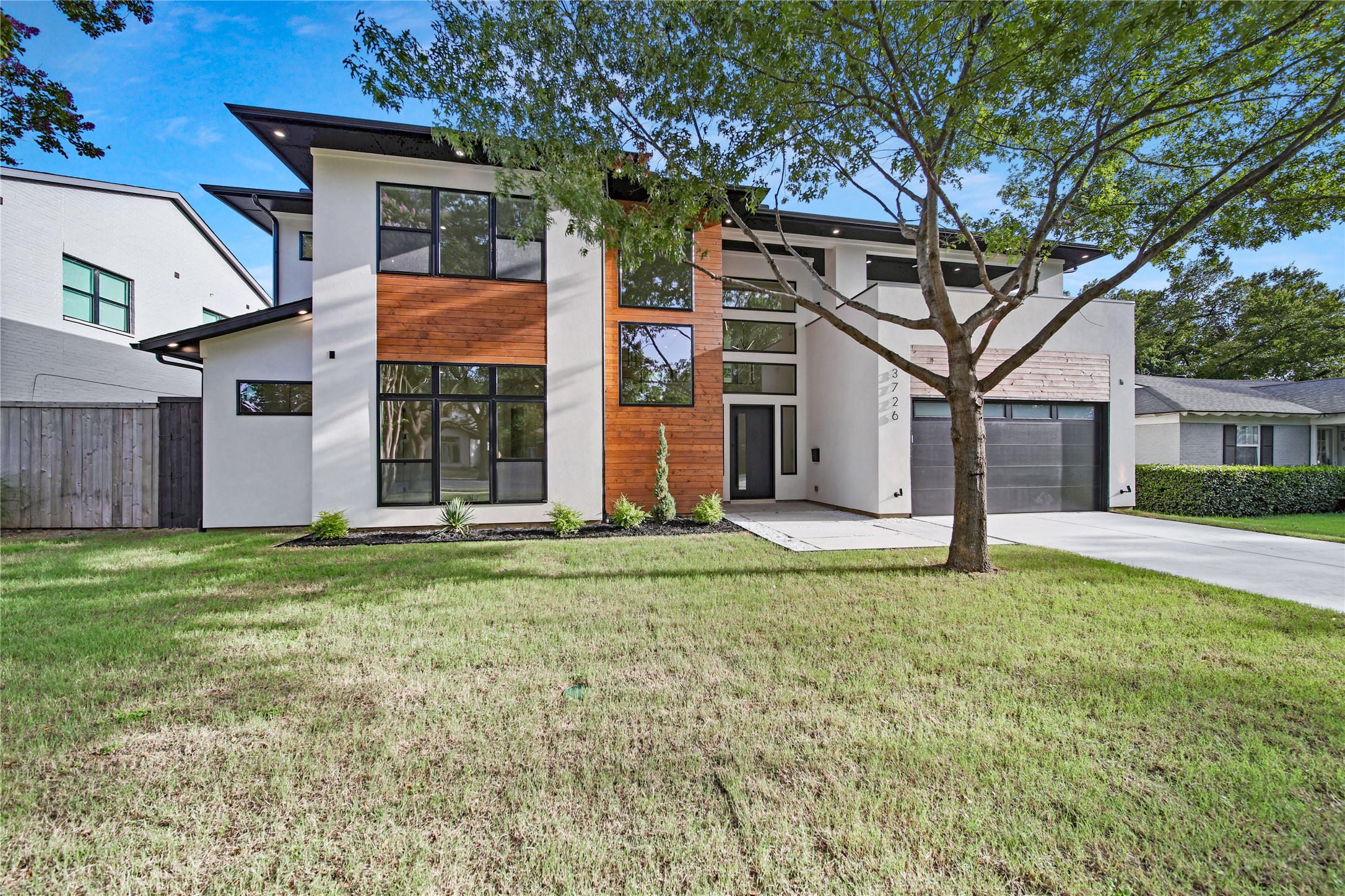 3726 La Joya Drive