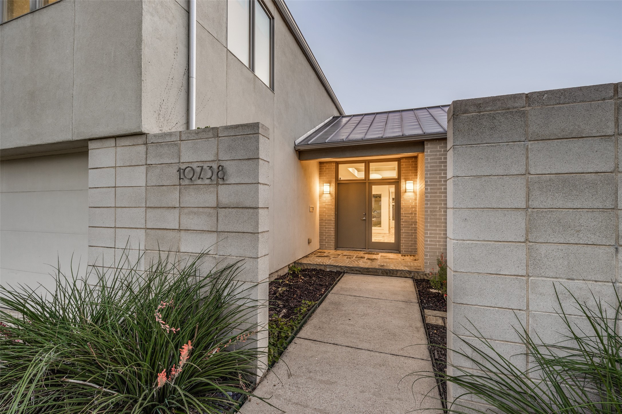 10738 Eden Roc Drive