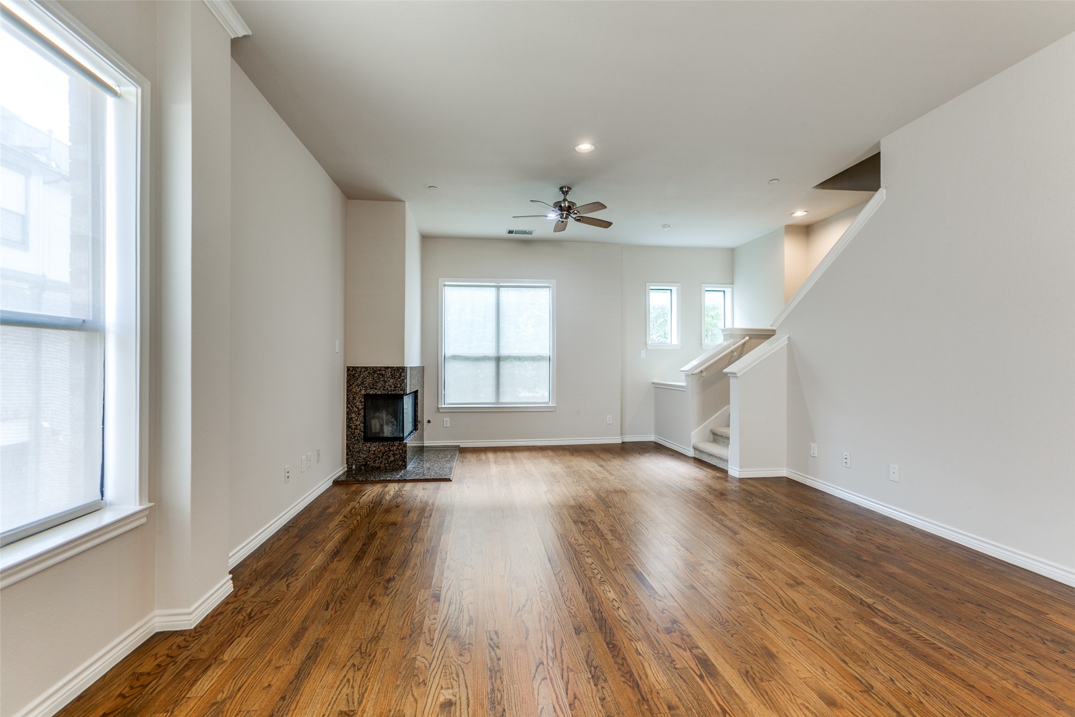 13900 Noel Road 18