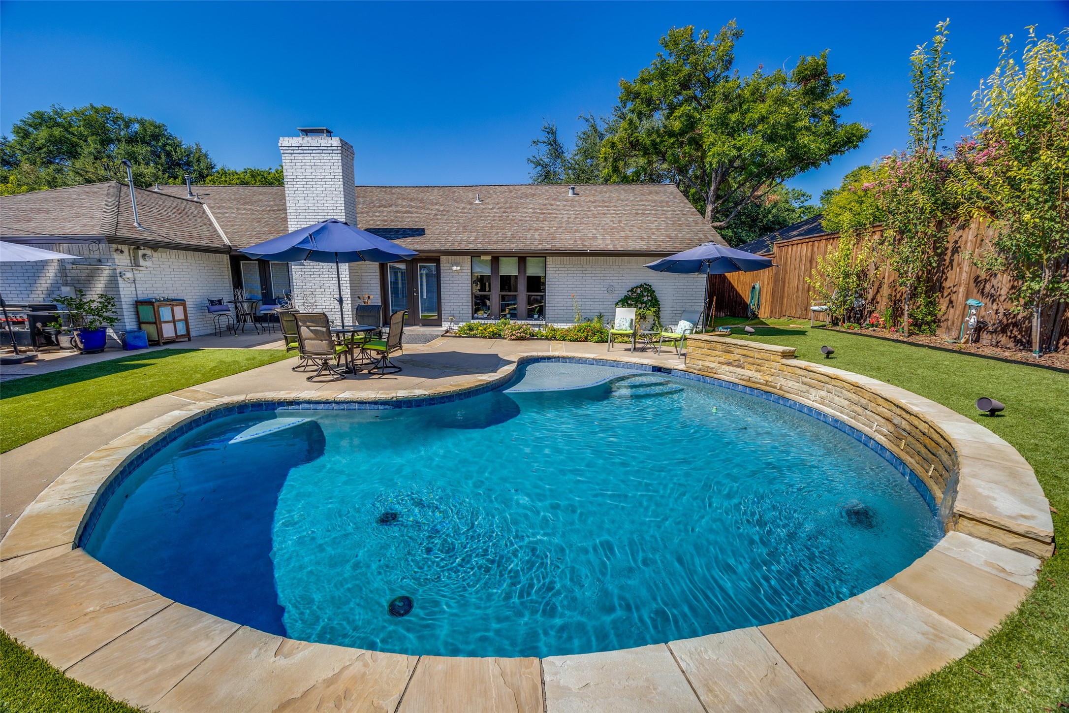 6918 Truxton Drive