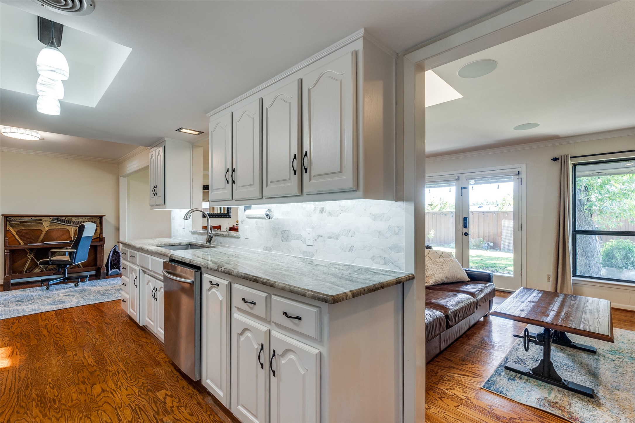 3066 Amber Lane