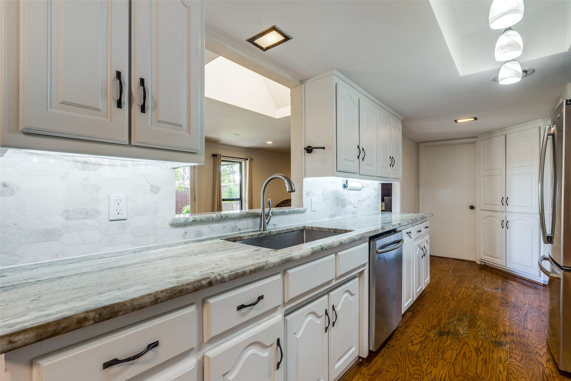 3066 Amber Lane
