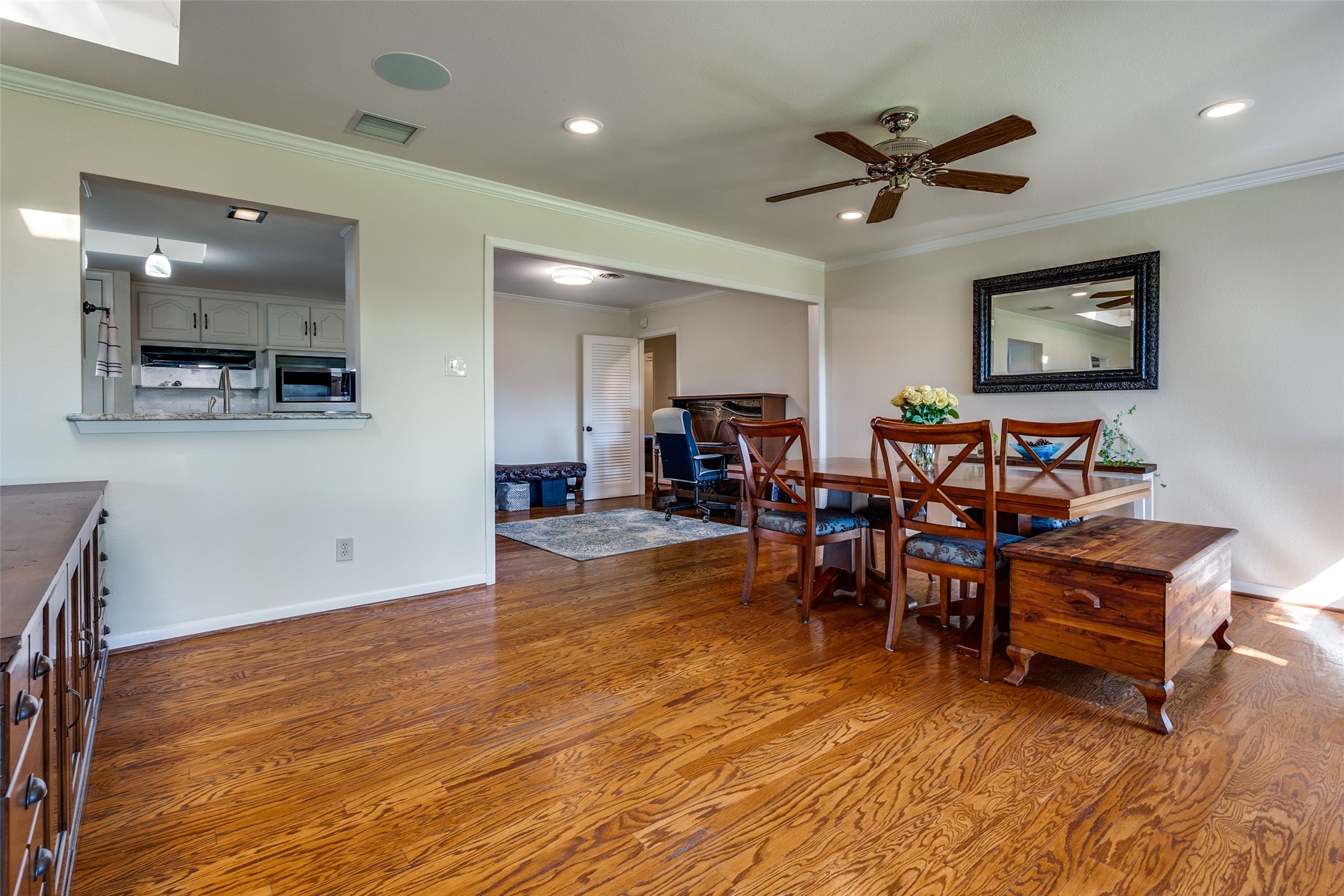 3066 Amber Lane