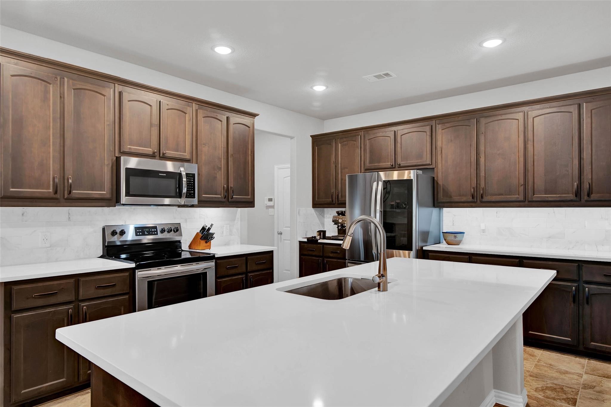 4634 Cormorant Drive