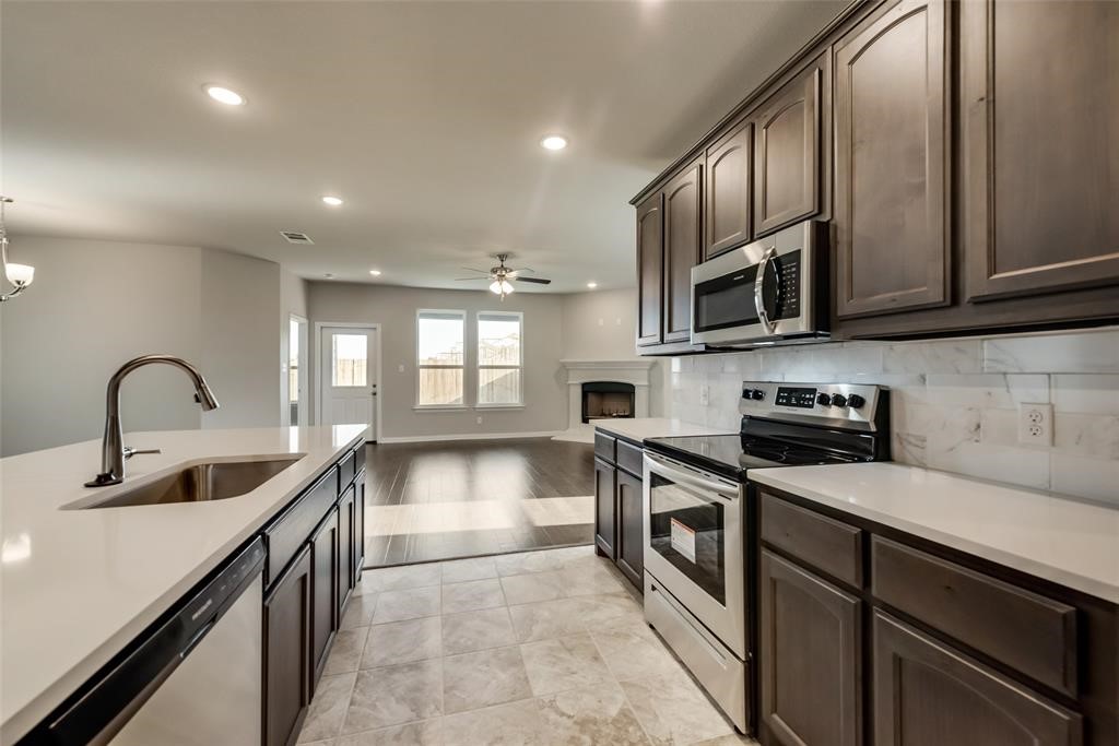 4634 Cormorant Drive