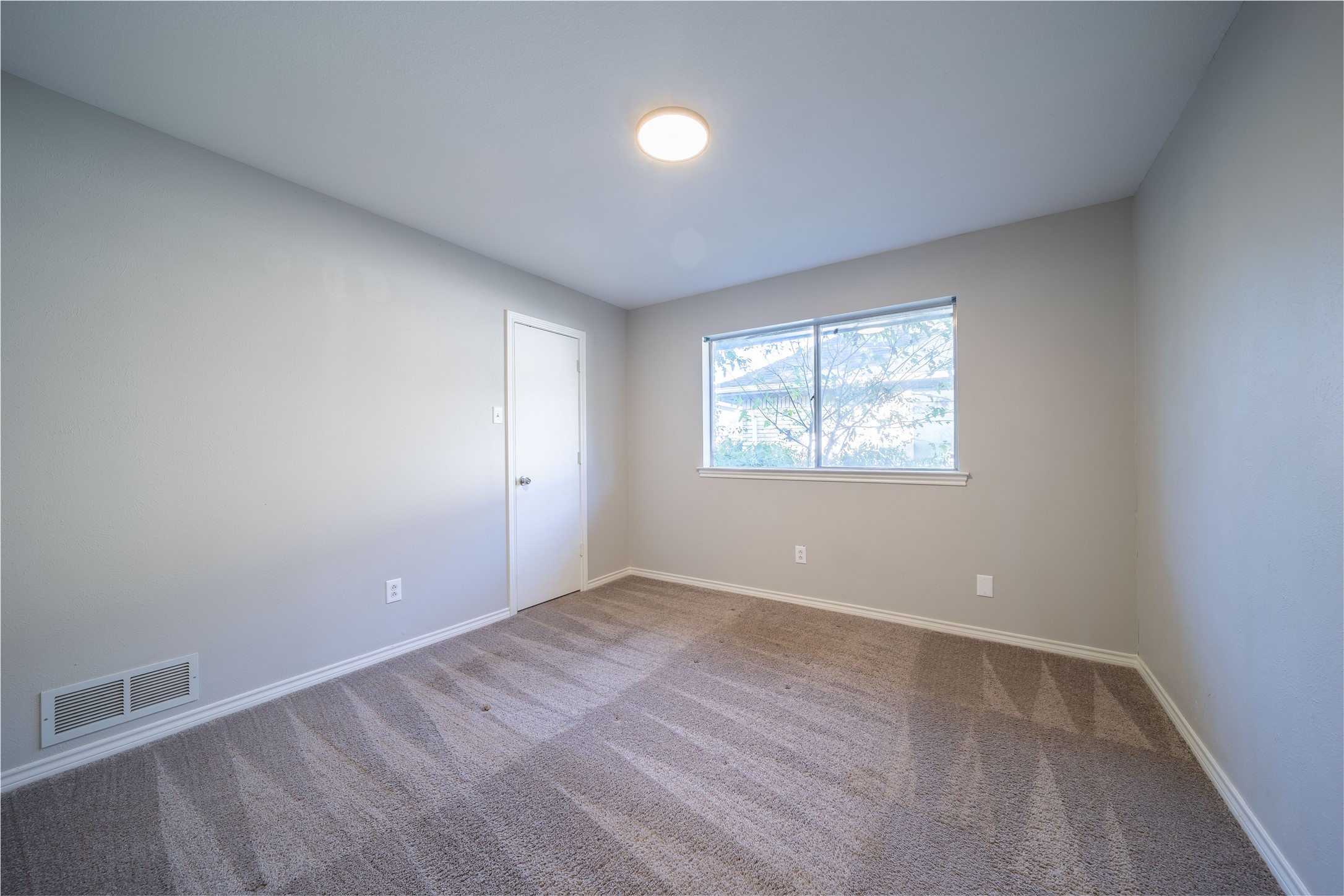 5722 Winding Woods Trail