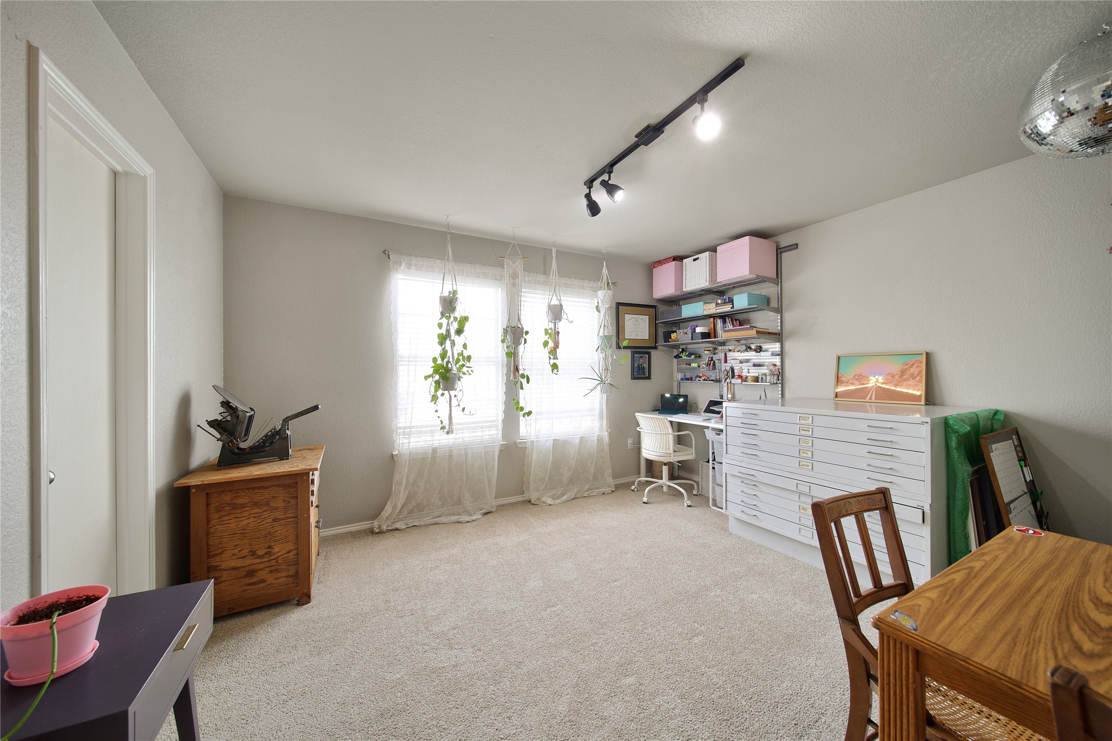 2816 Saint Bernard Drive