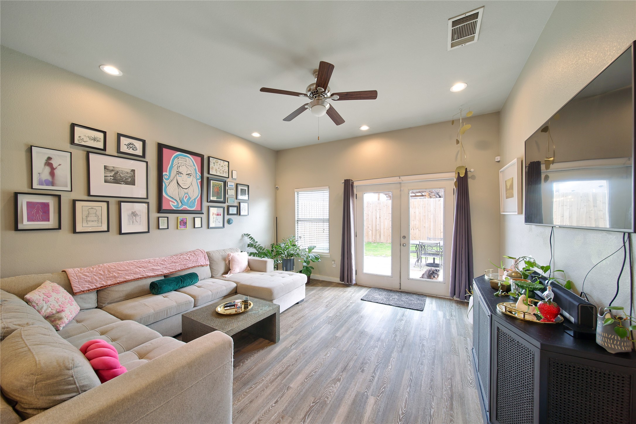2816 Saint Bernard Drive