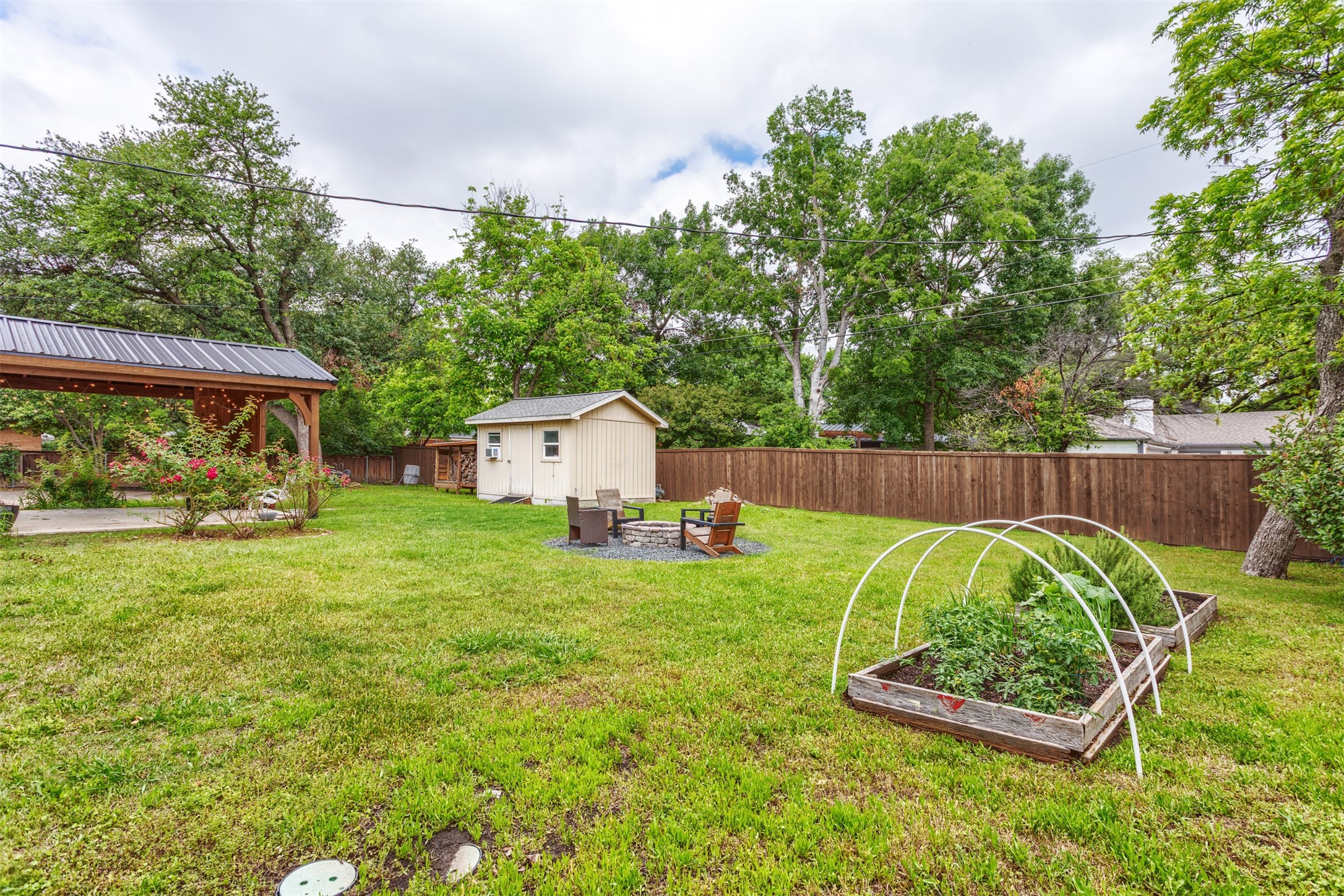 3559 Warick Drive