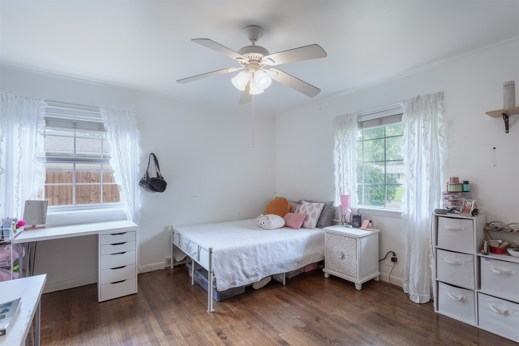 3559 Warick Drive