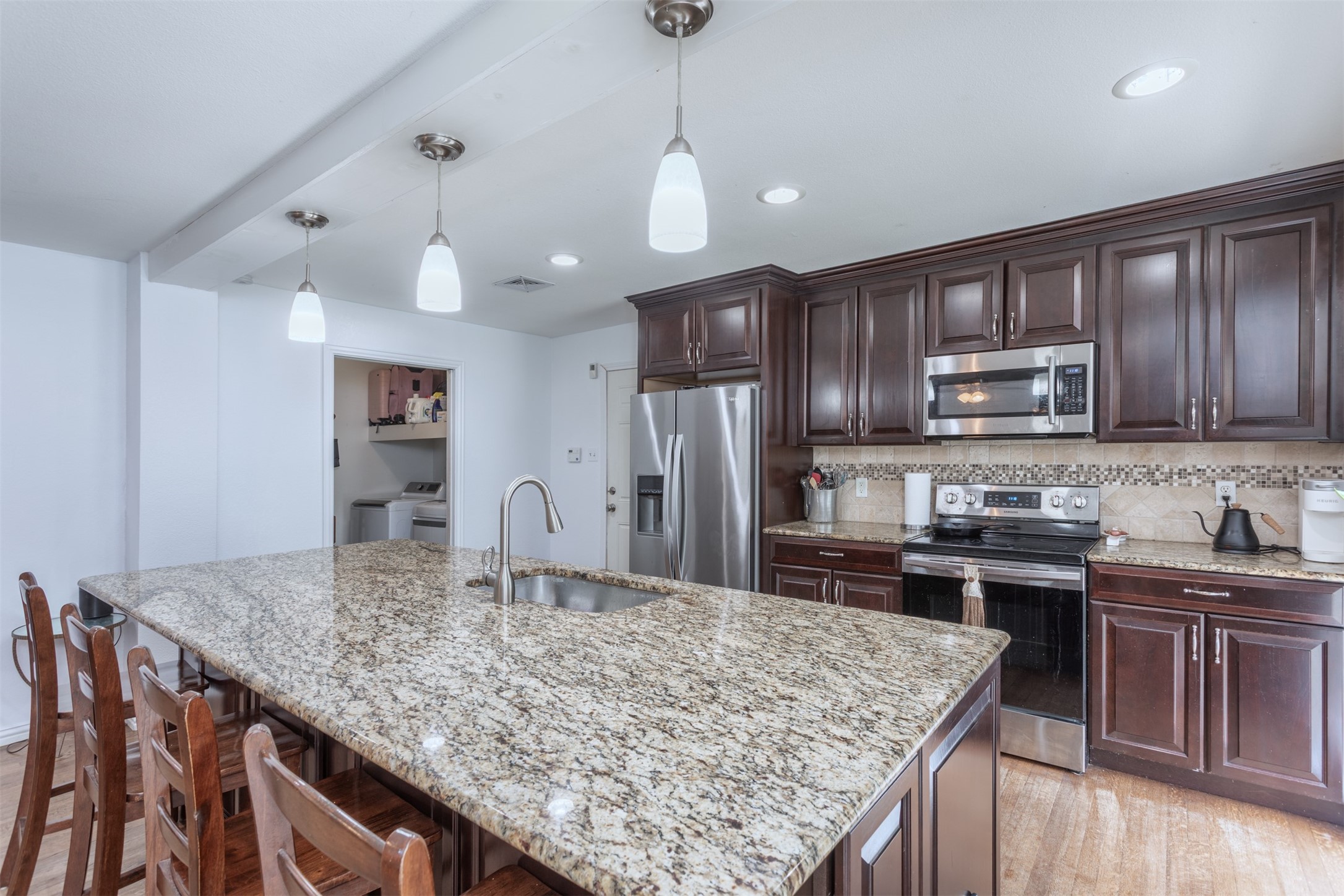 3559 Warick Drive