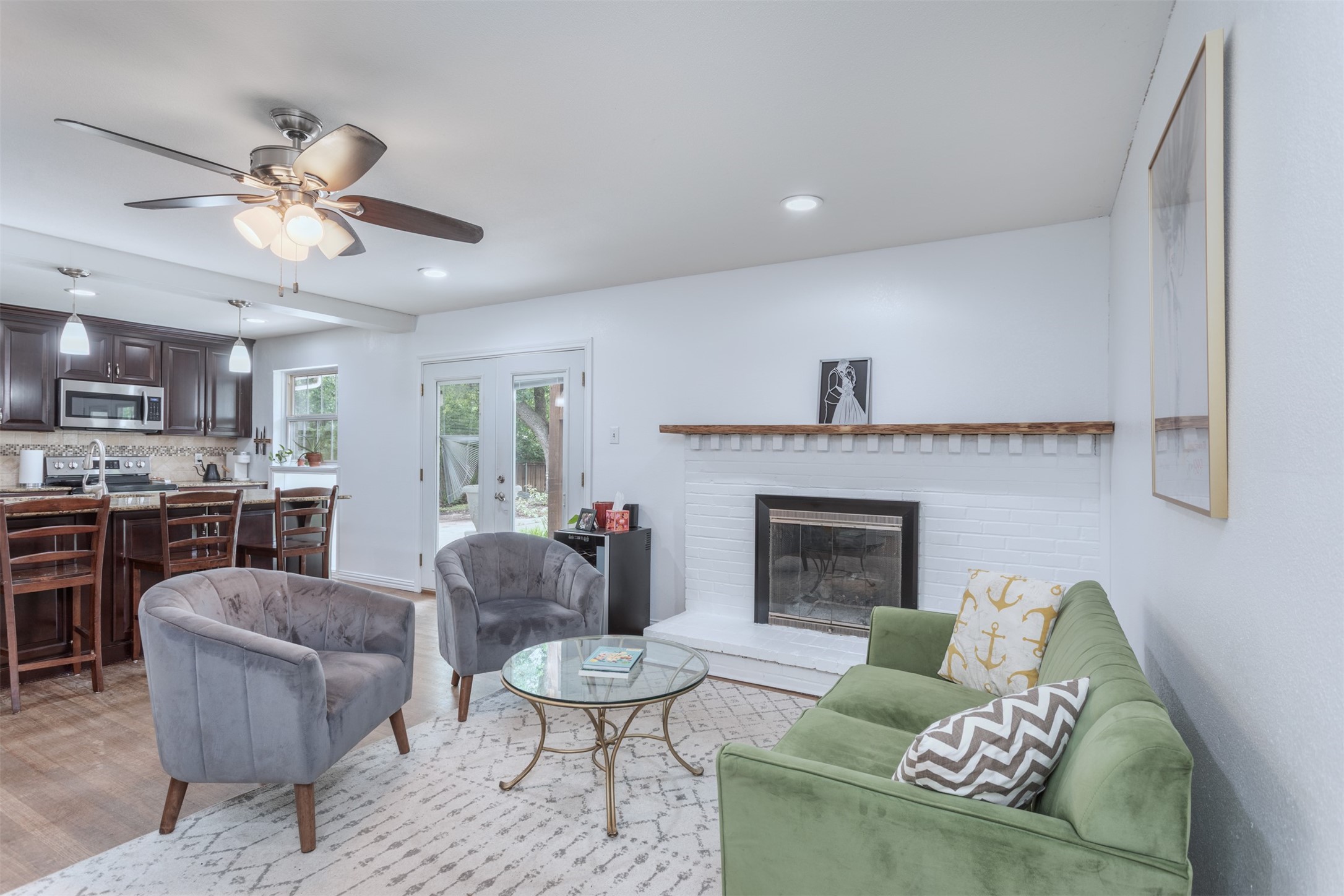 3559 Warick Drive