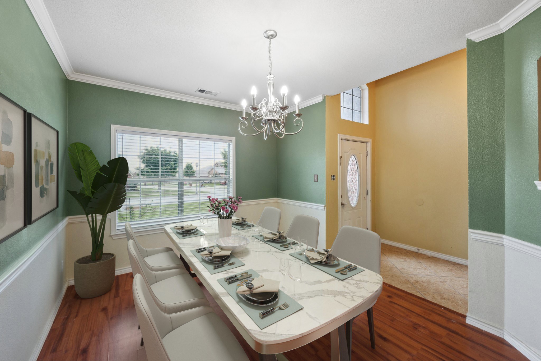 1301 Taren Trail