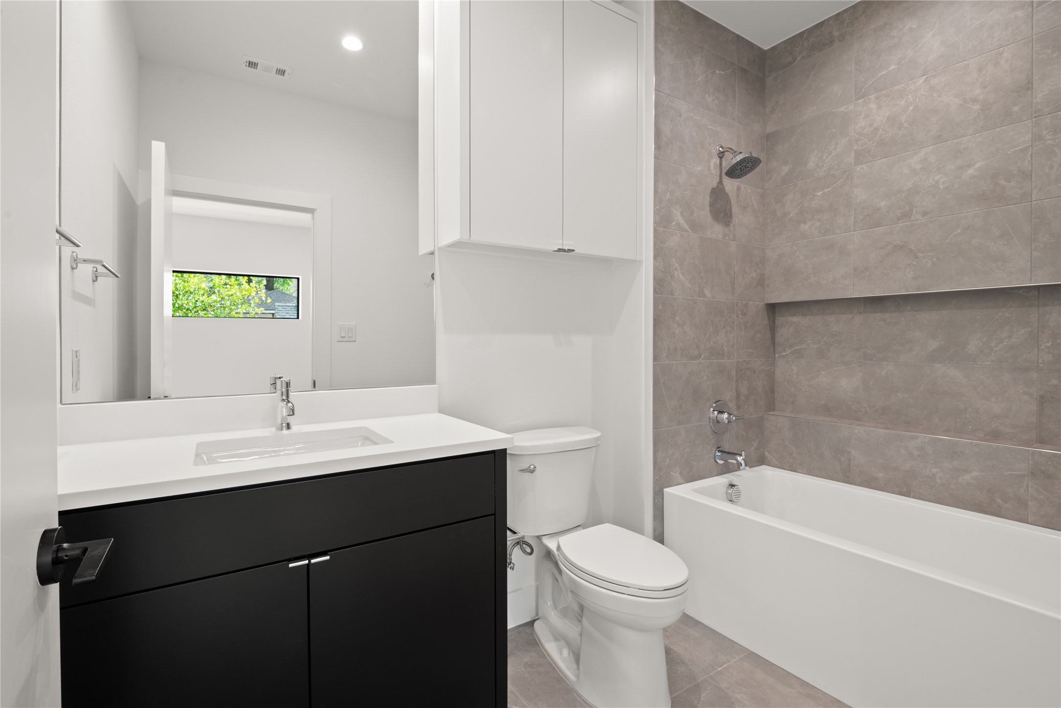 7203 Casa Loma Avenue