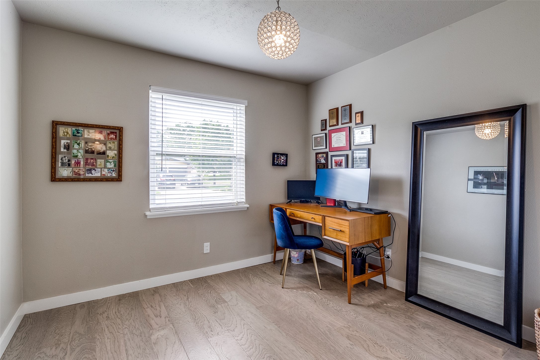 8554 Strathmore Drive