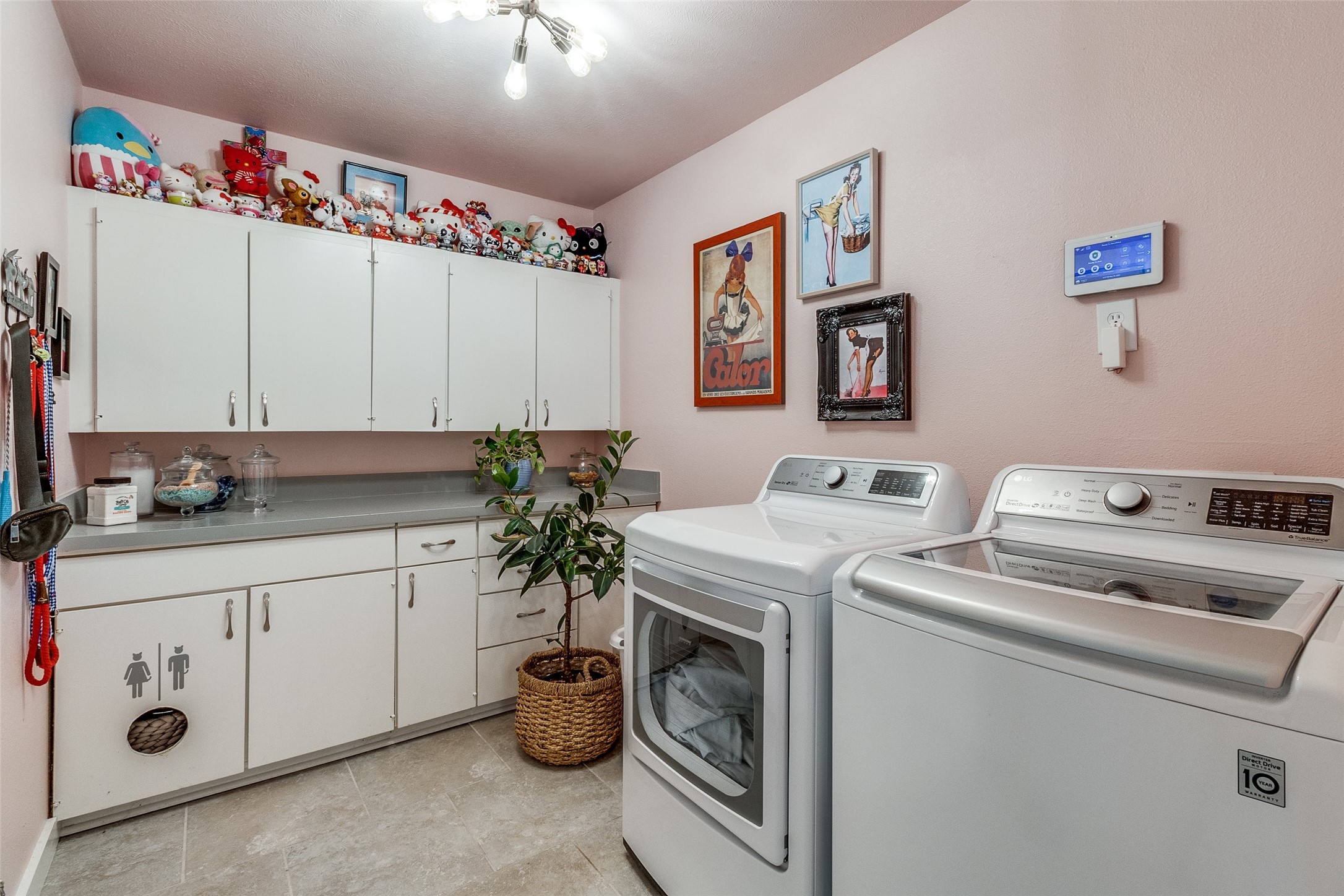 8554 Strathmore Drive