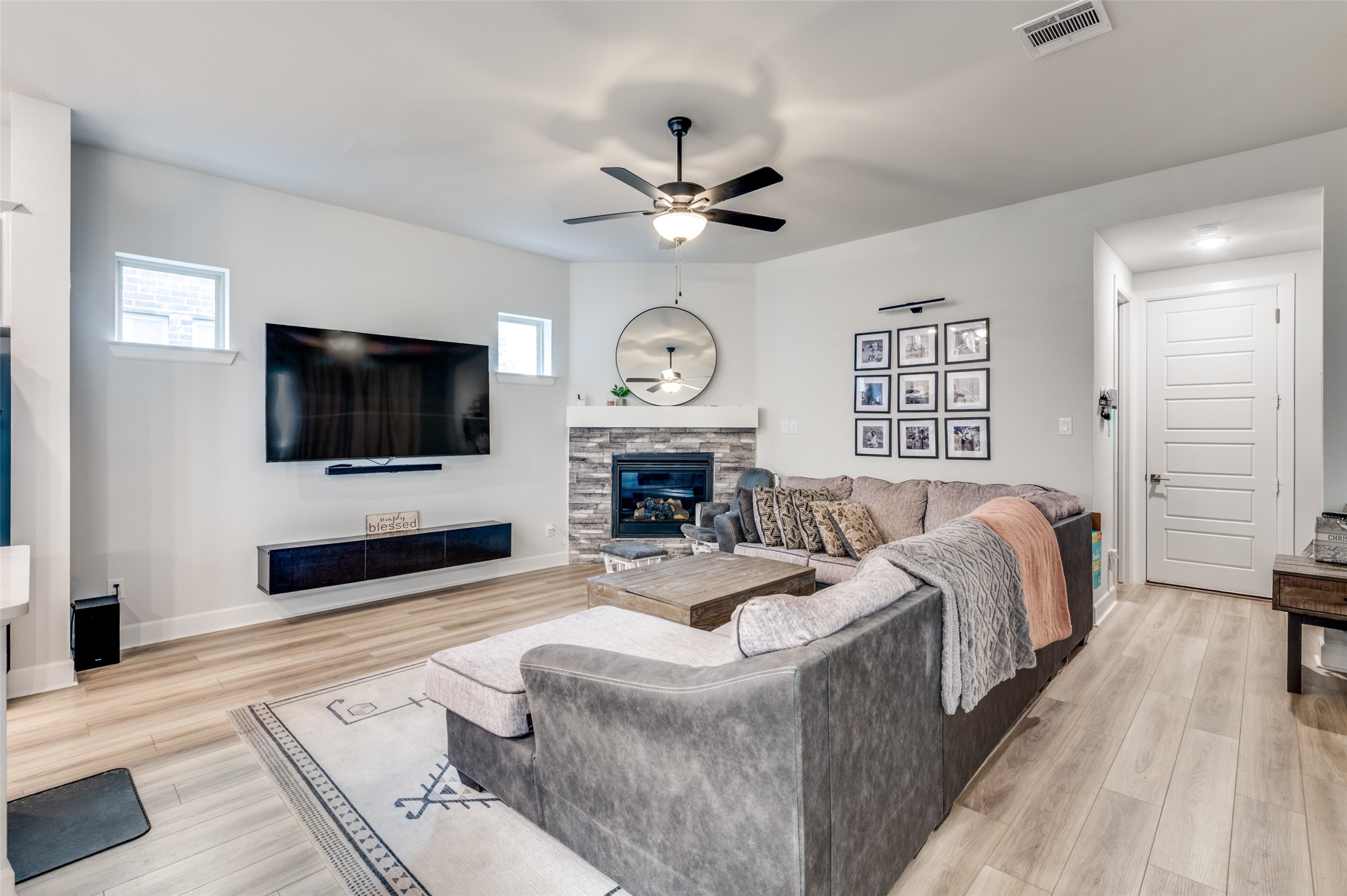 9349 Loggerhead Way