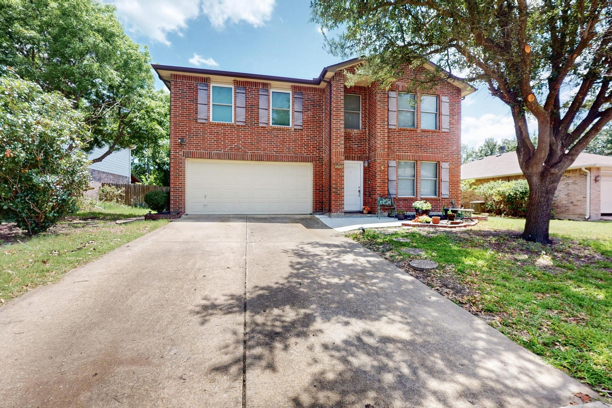 1803 Spinnaker Way