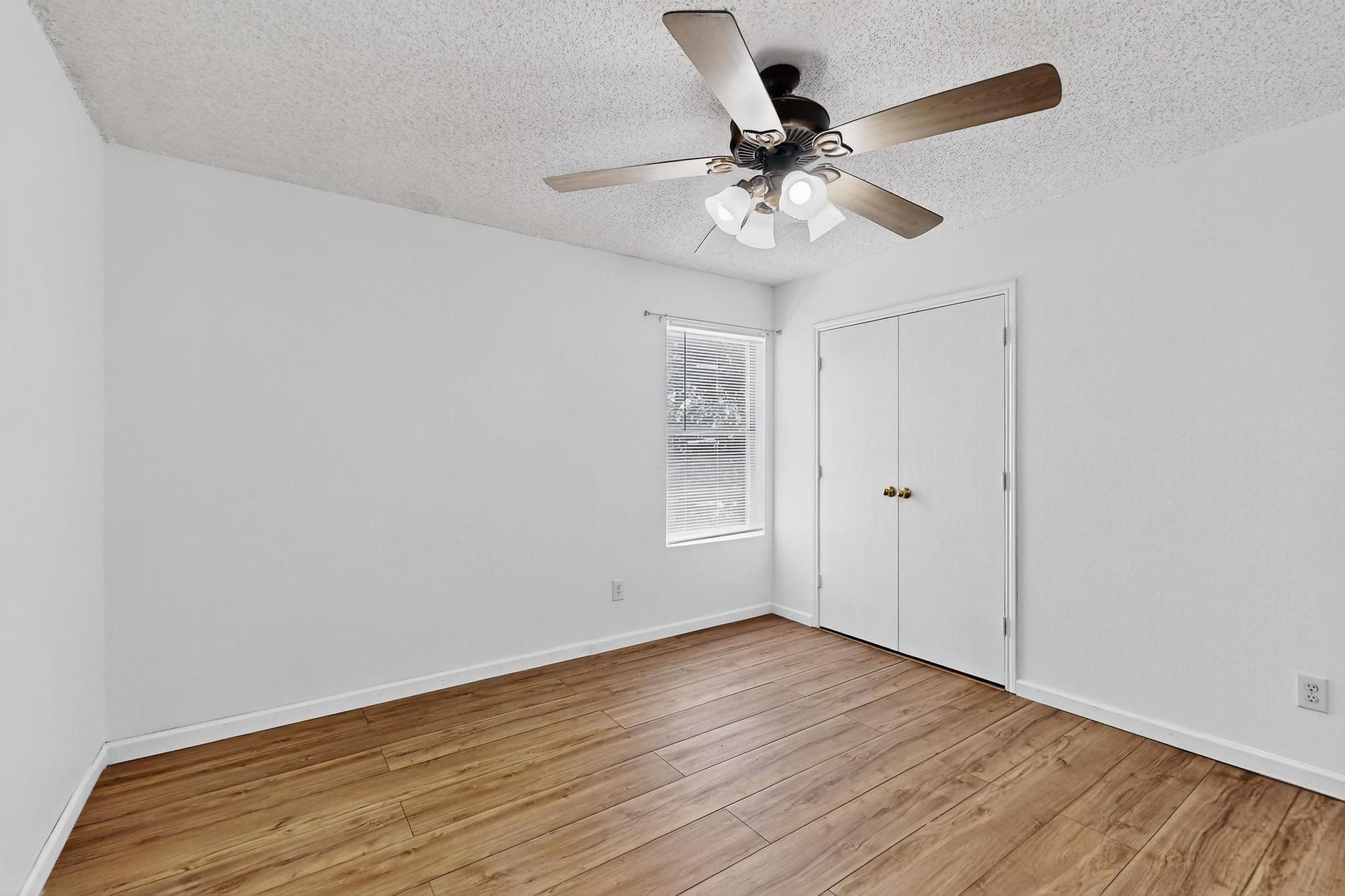 1803 Spinnaker Way