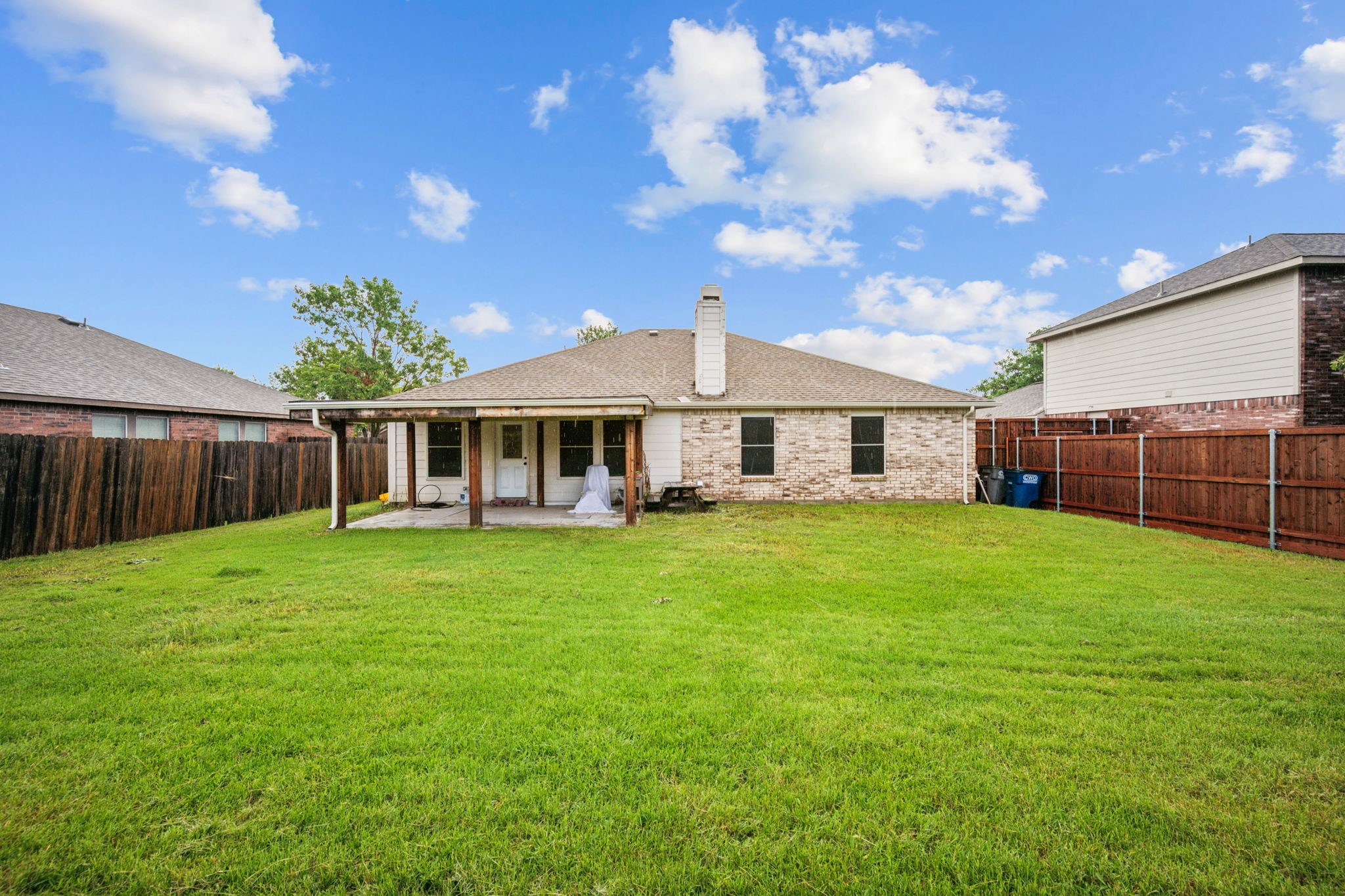 613 Pickwick Lane