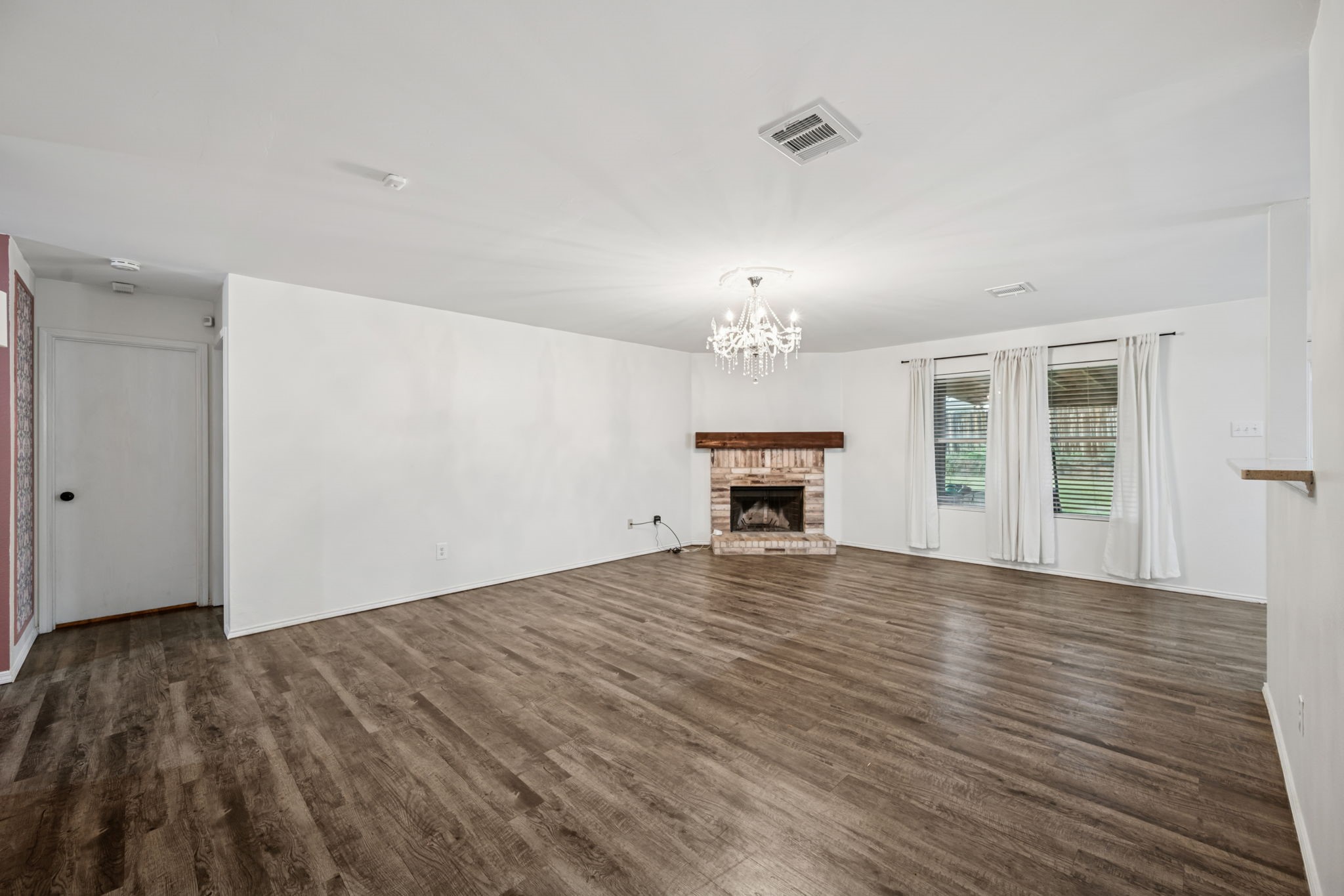 613 Pickwick Lane