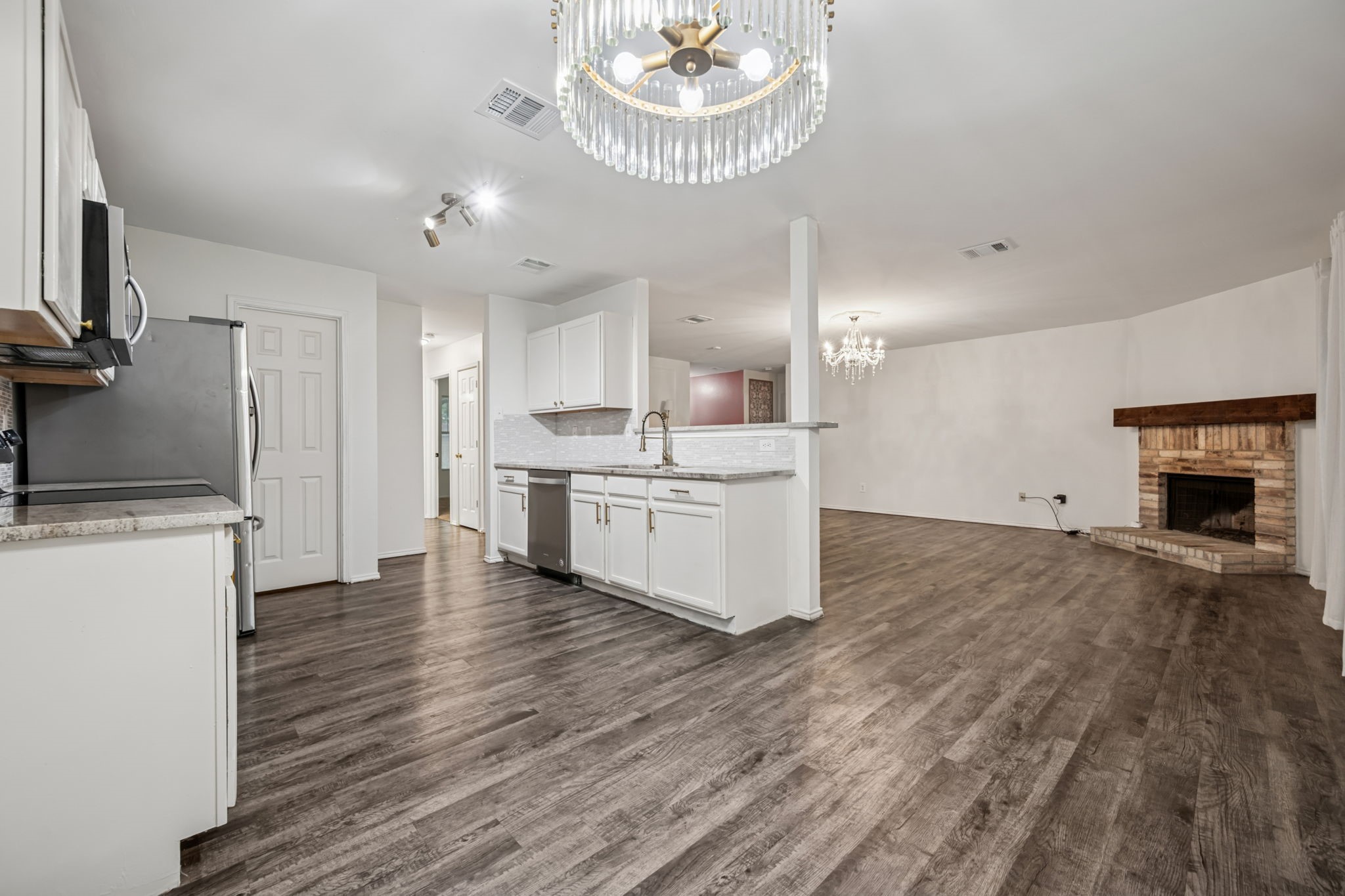 613 Pickwick Lane