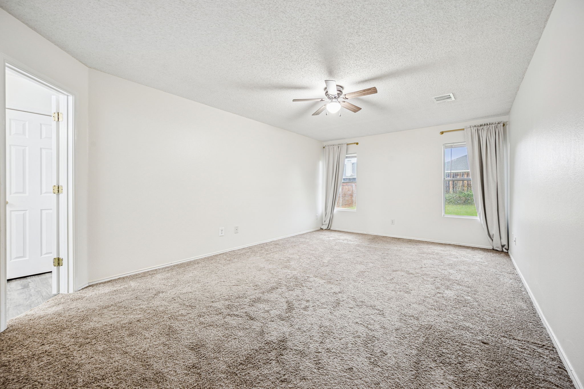 613 Pickwick Lane