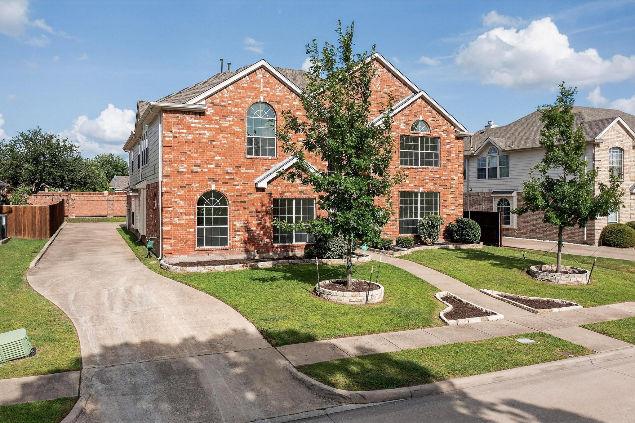 501 Cave River Drive