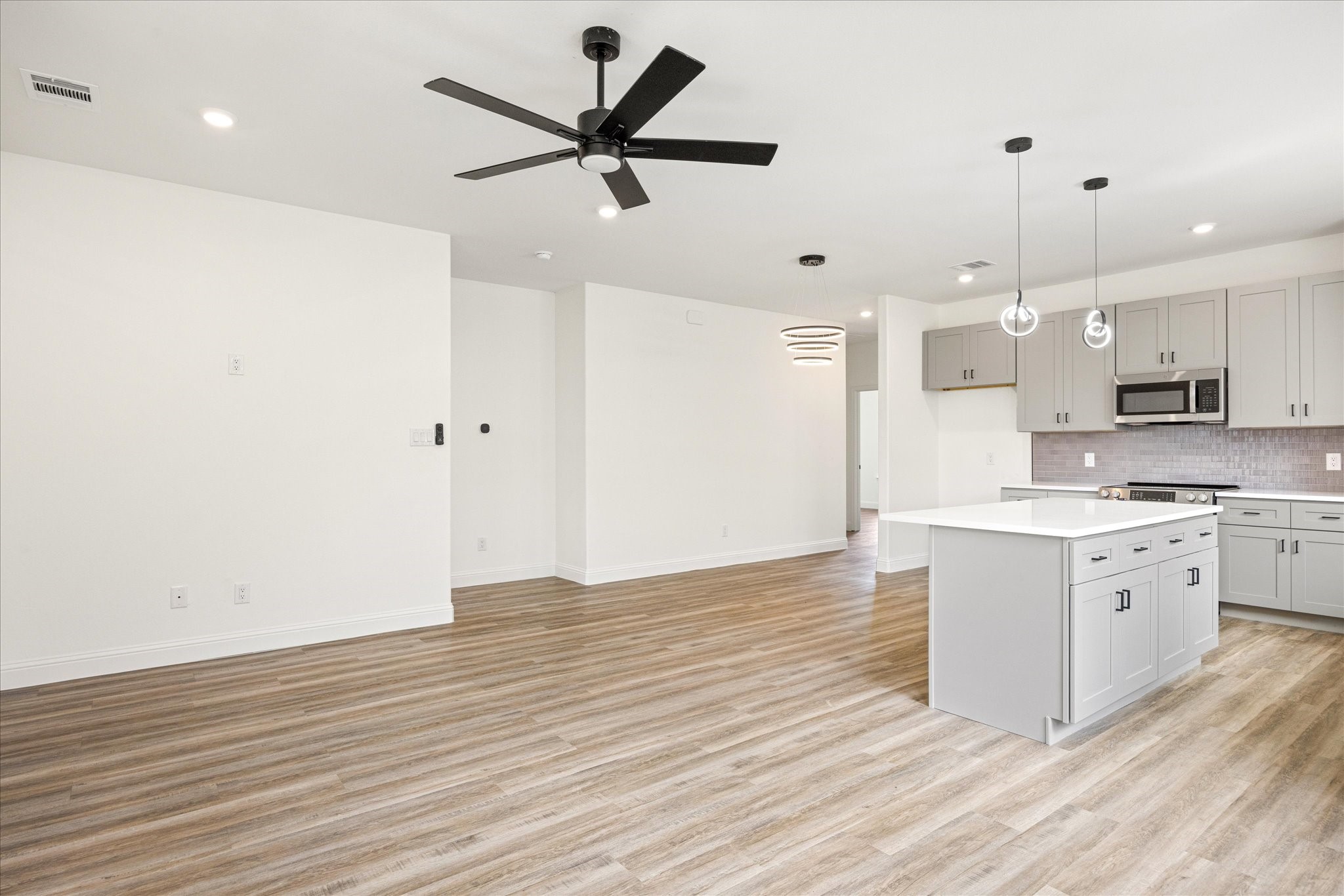 904 Ports O Call Drive