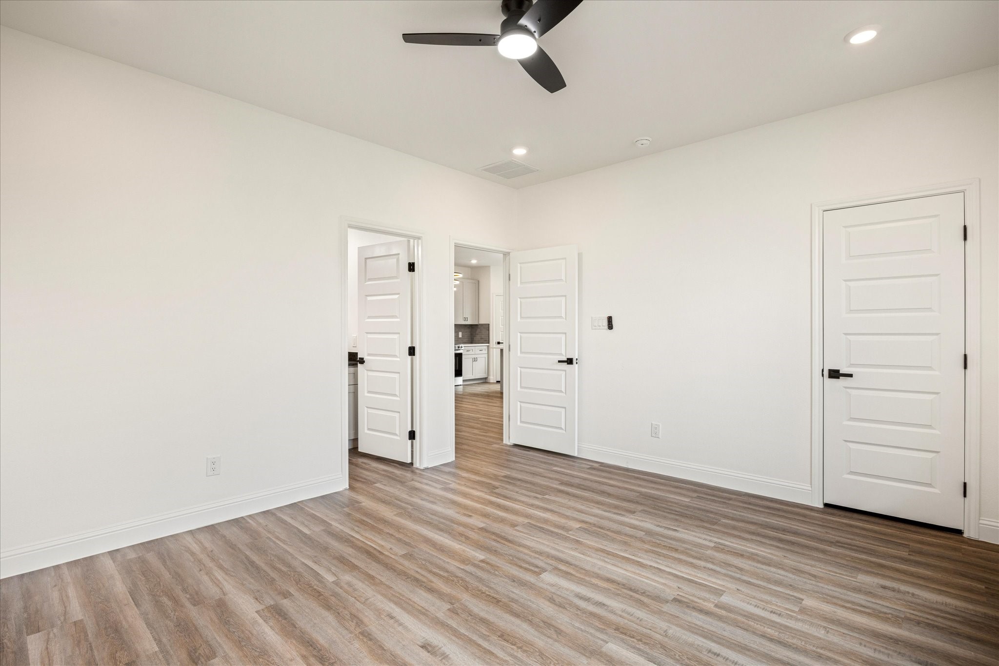 904 Ports O Call Drive