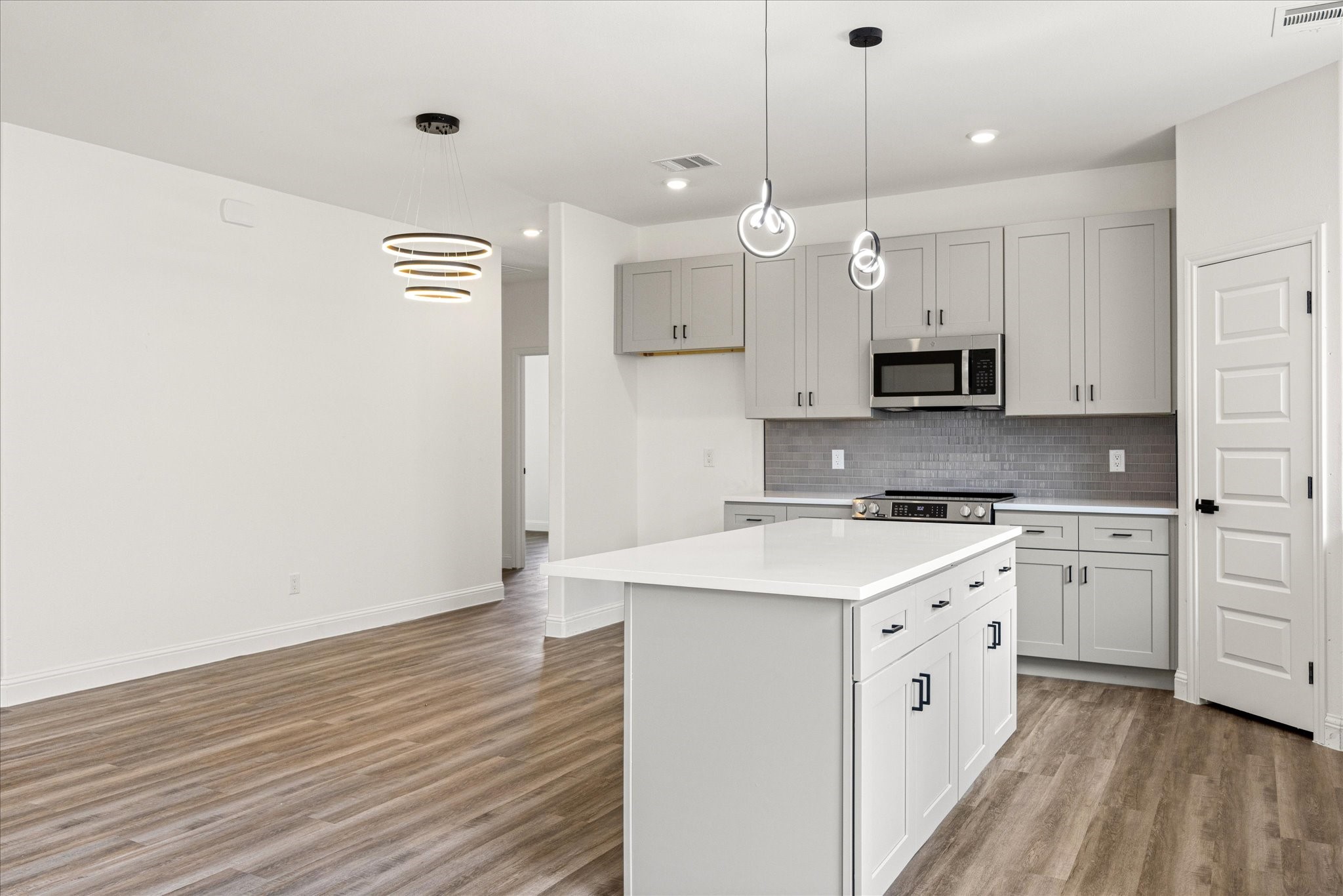 904 Ports O Call Drive