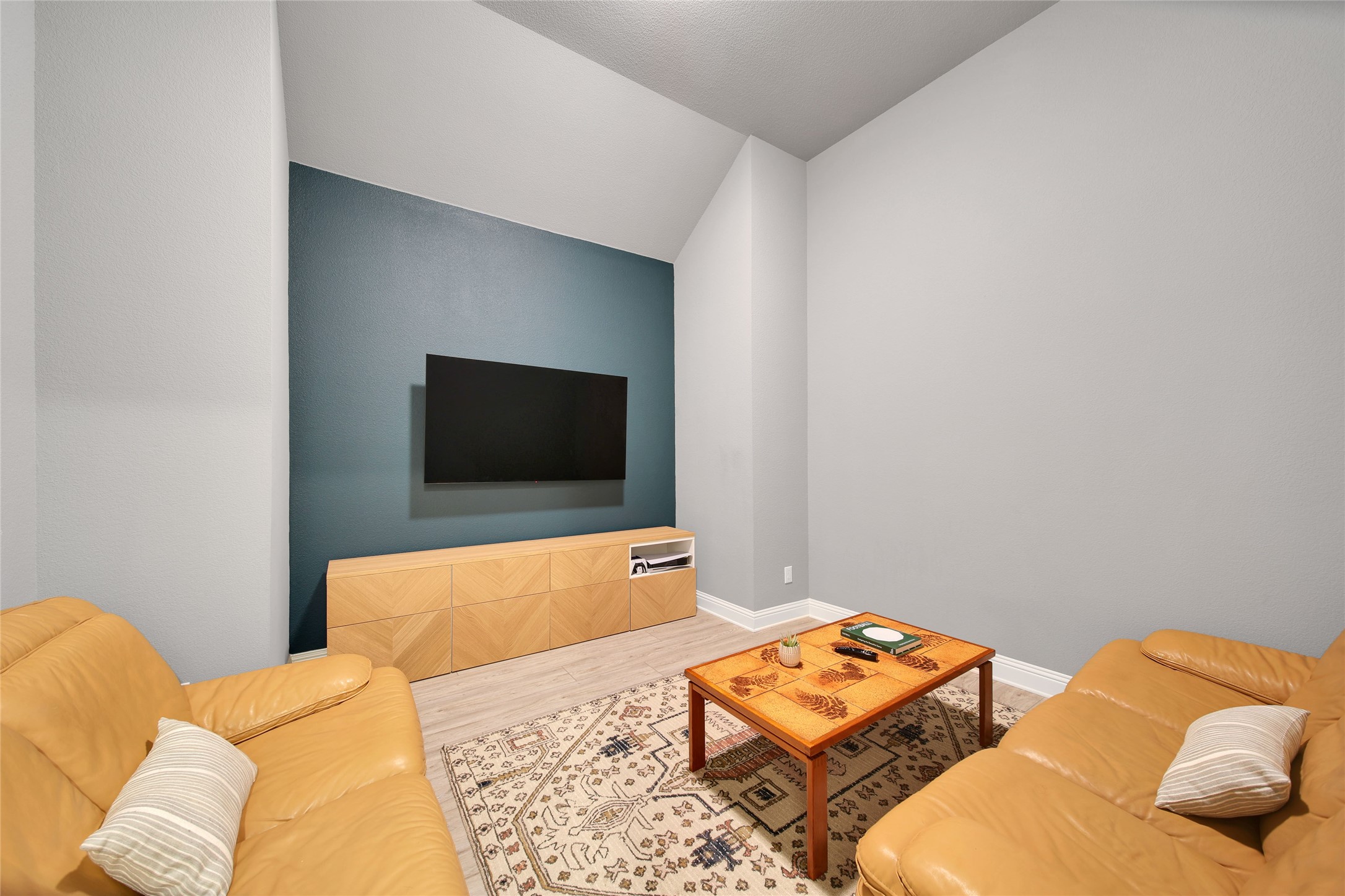 1004 Chambers Creek Cove