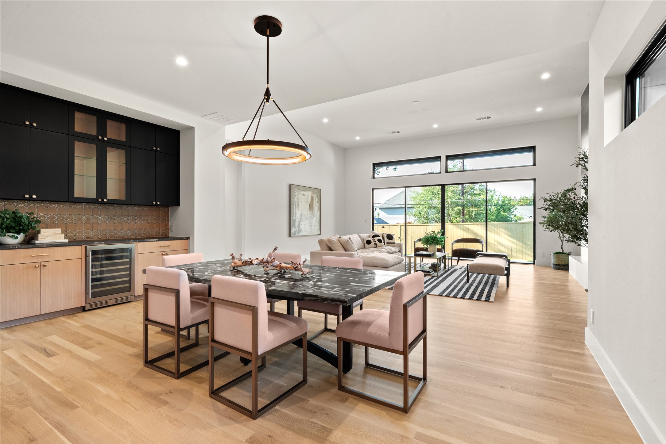 6942 Coronado Avenue