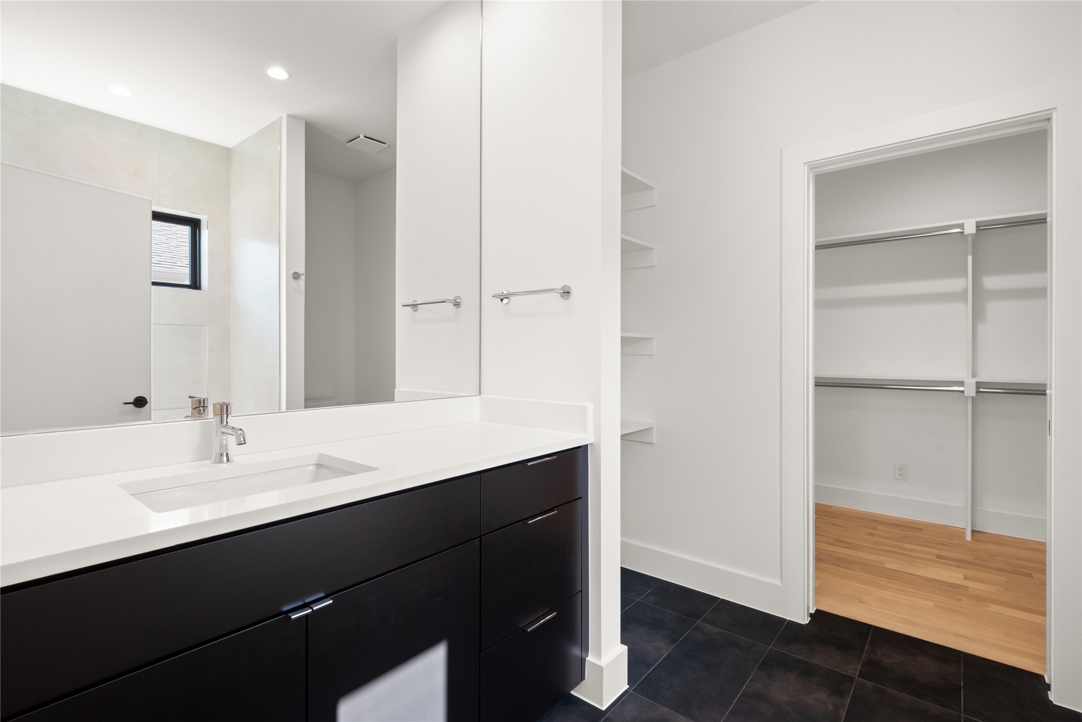 6942 Coronado Avenue