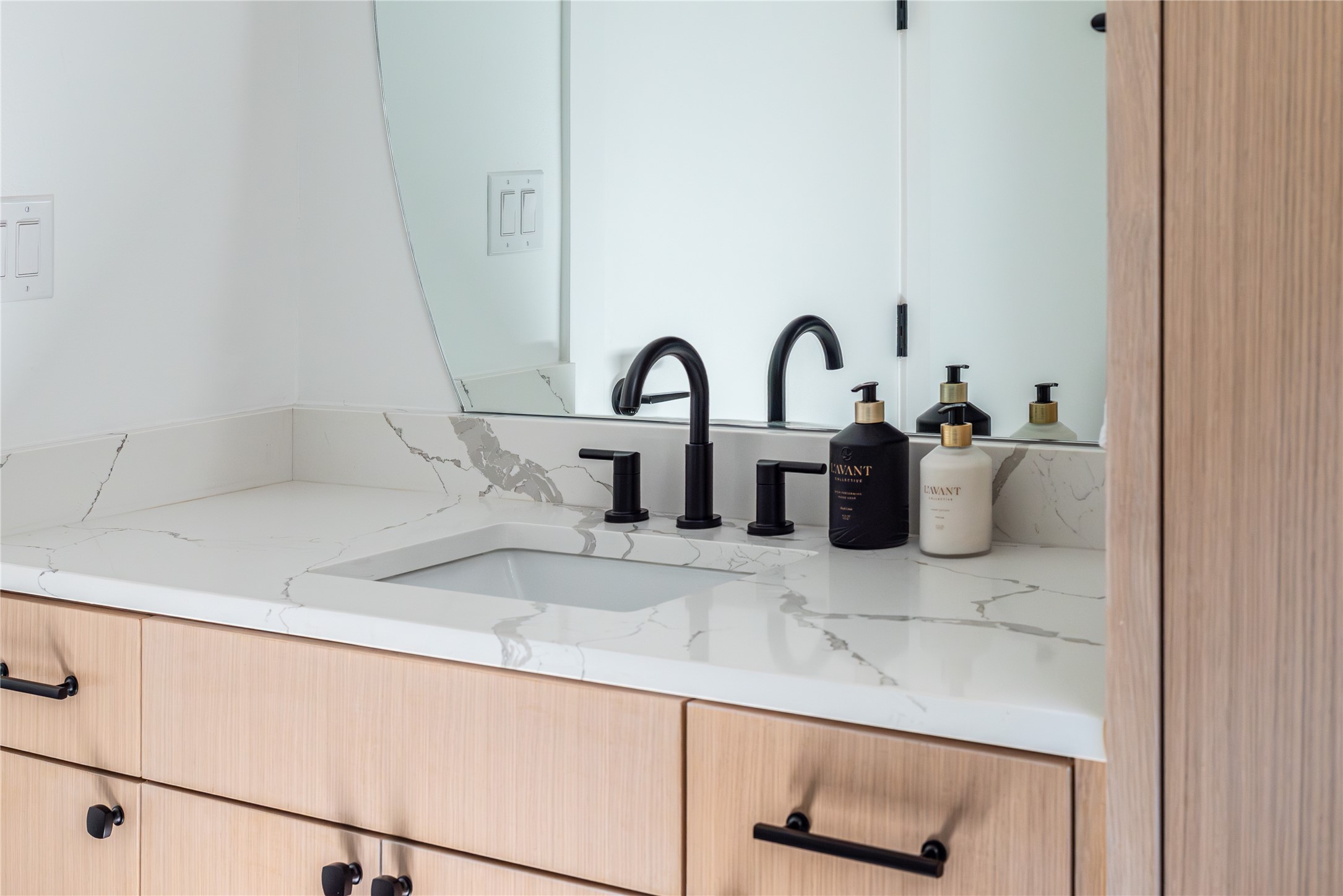 6942 Coronado Avenue