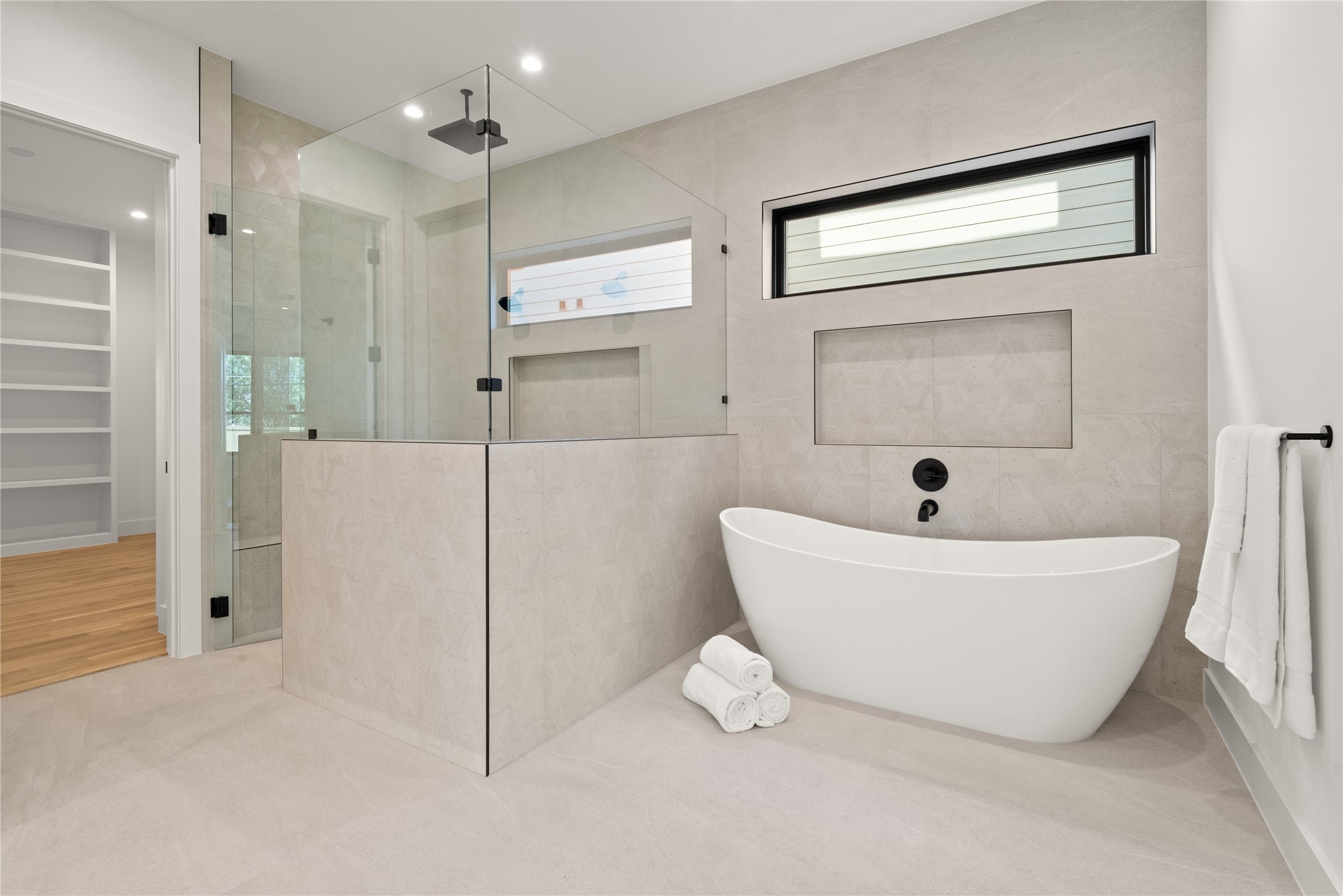 6942 Coronado Avenue