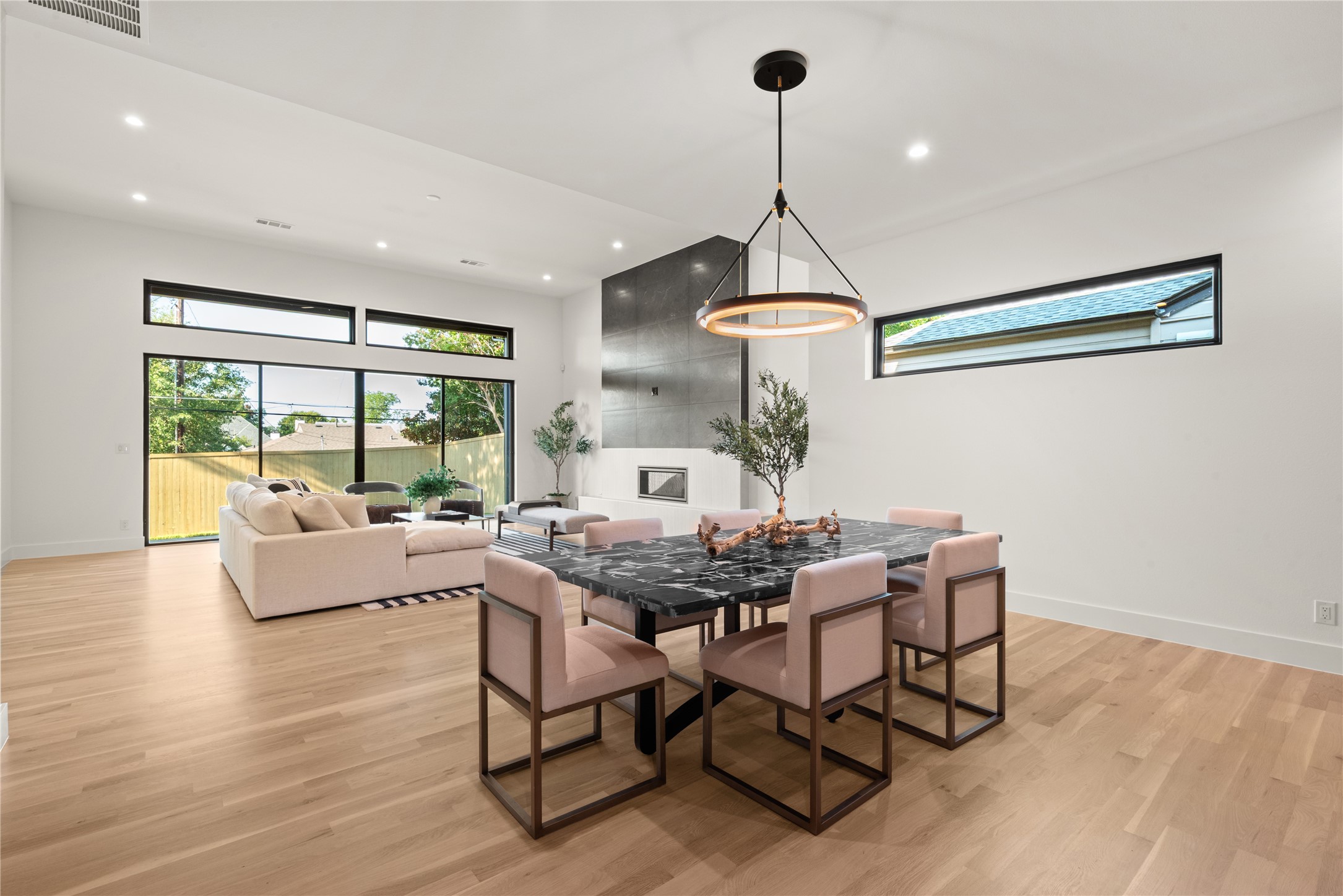 6942 Coronado Avenue