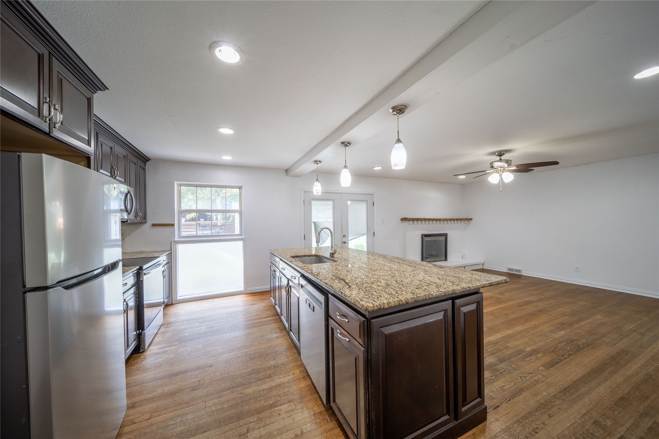 3559 Warick Drive