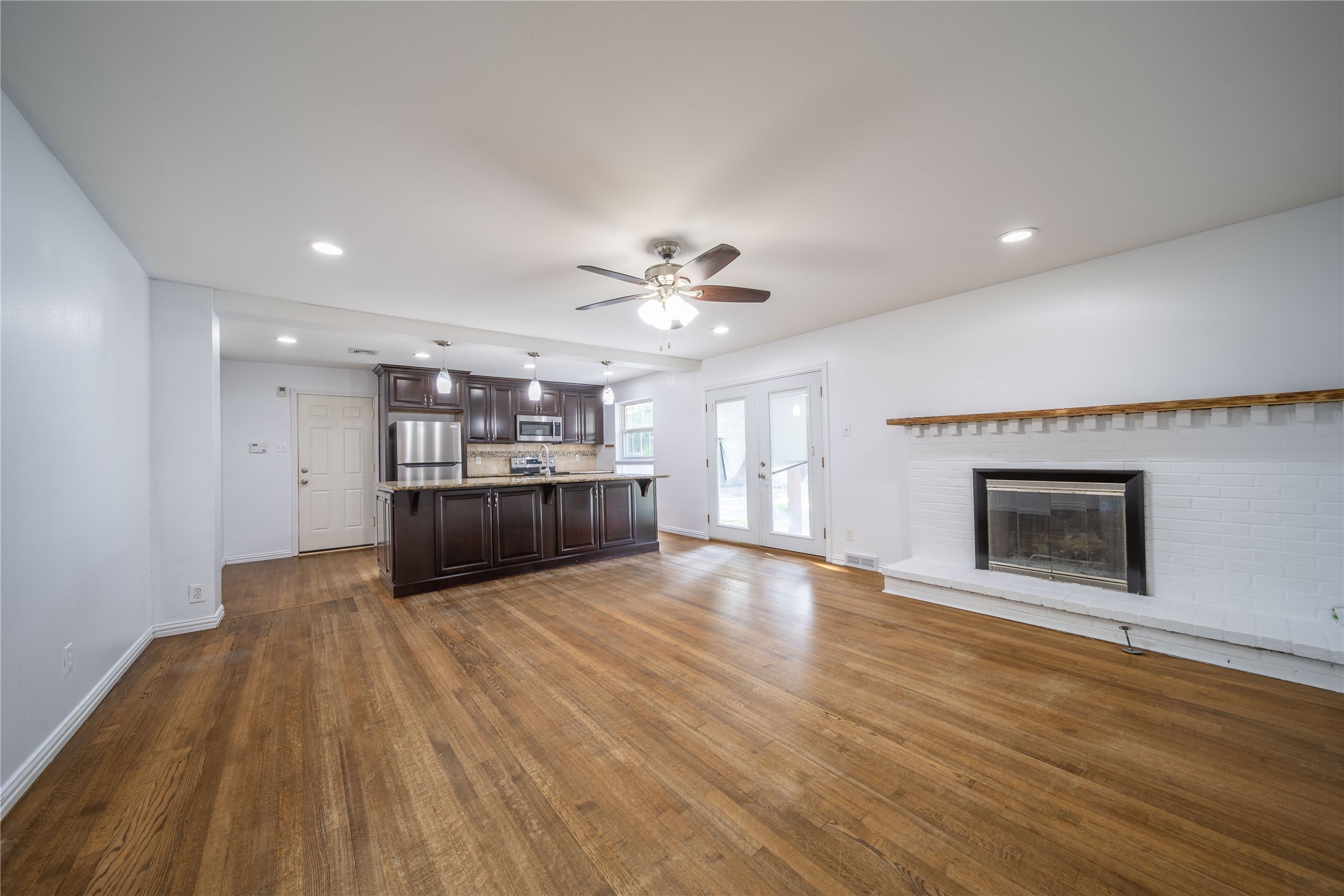 3559 Warick Drive