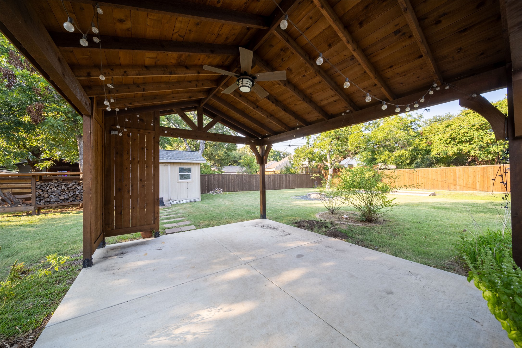 3559 Warick Drive