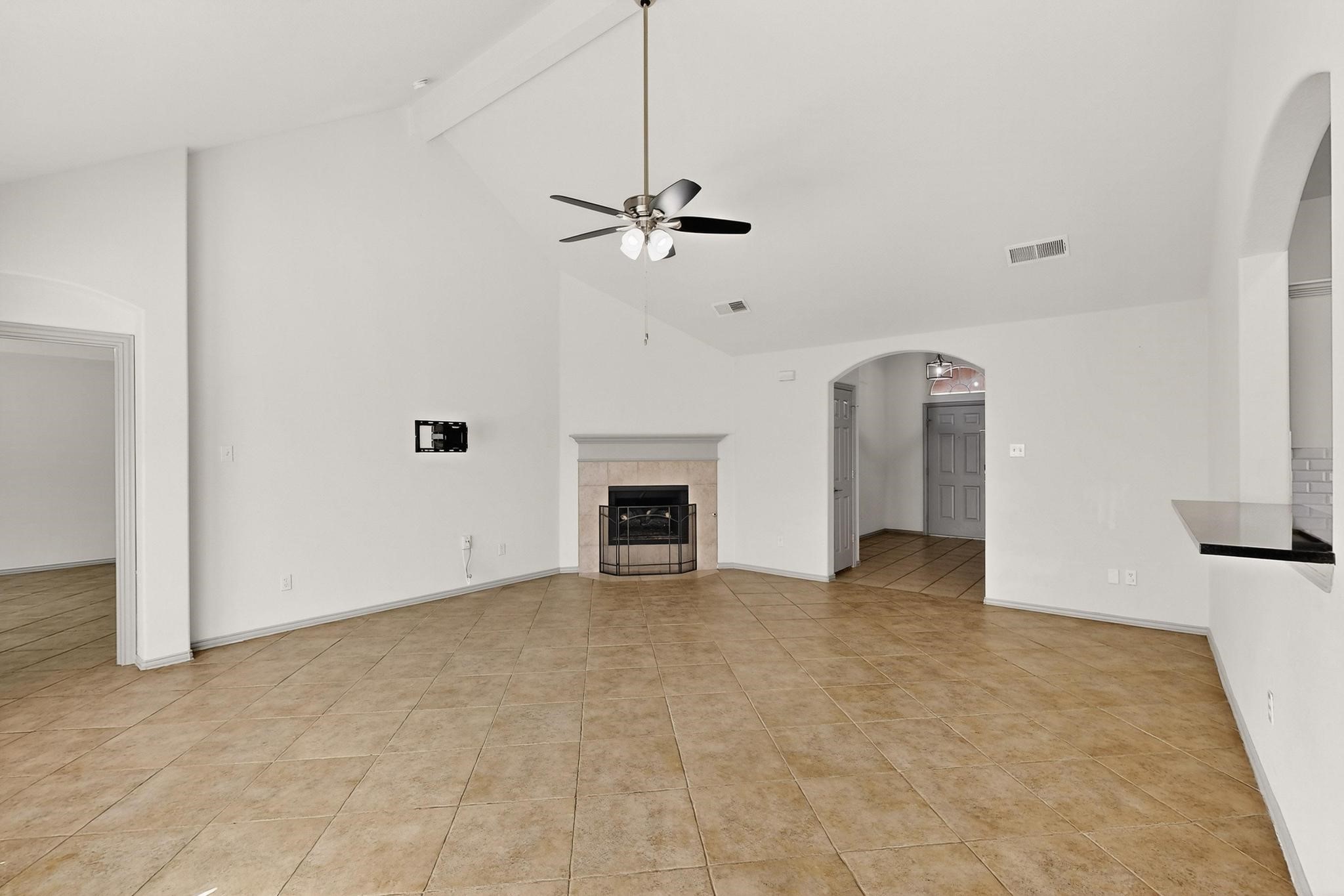 2825 Rosewood Boulevard