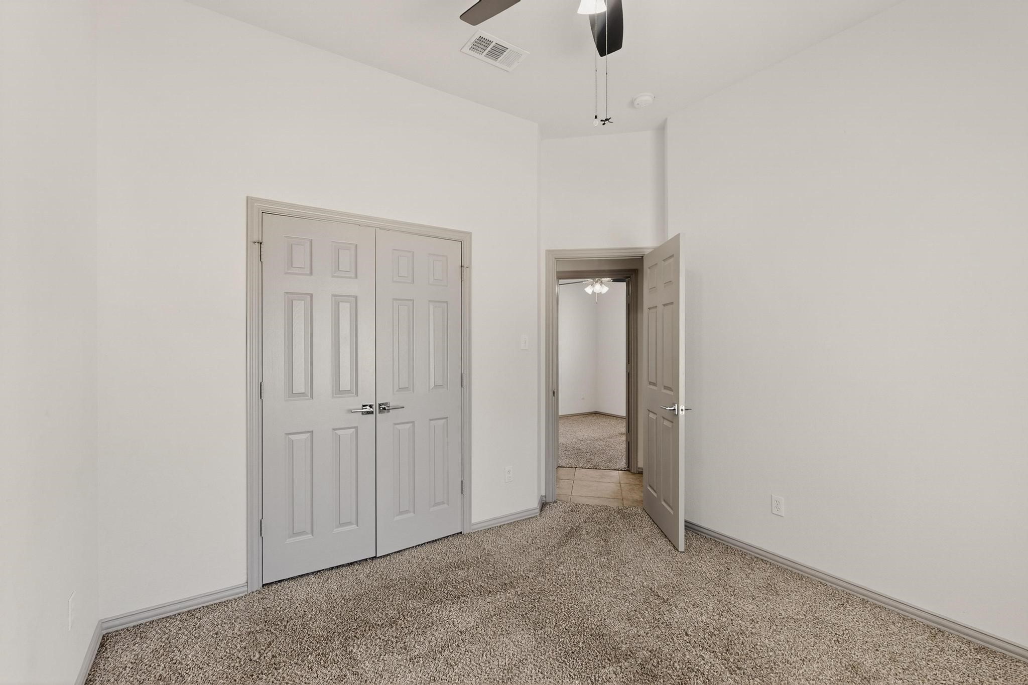 2825 Rosewood Boulevard