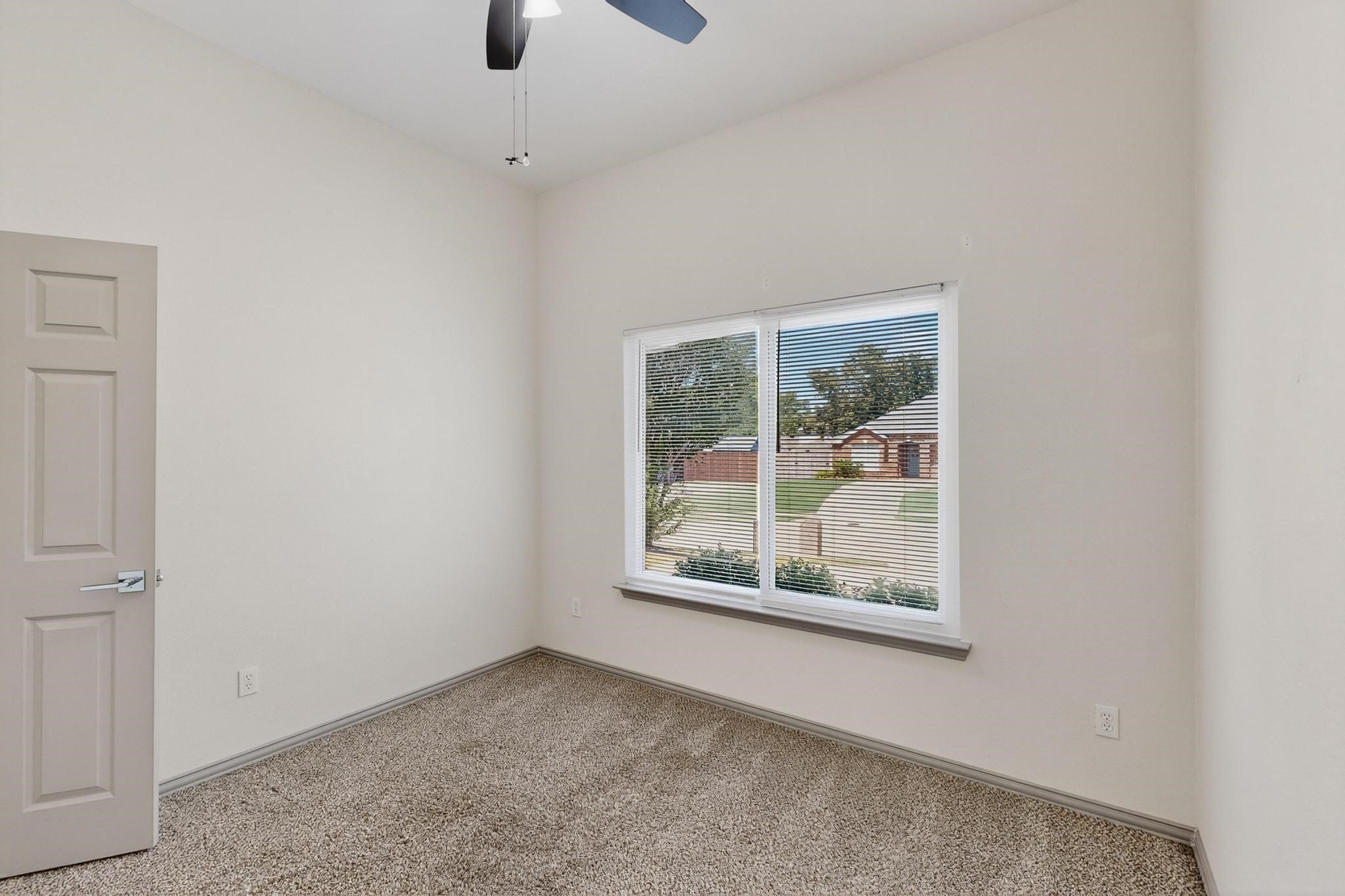 2825 Rosewood Boulevard