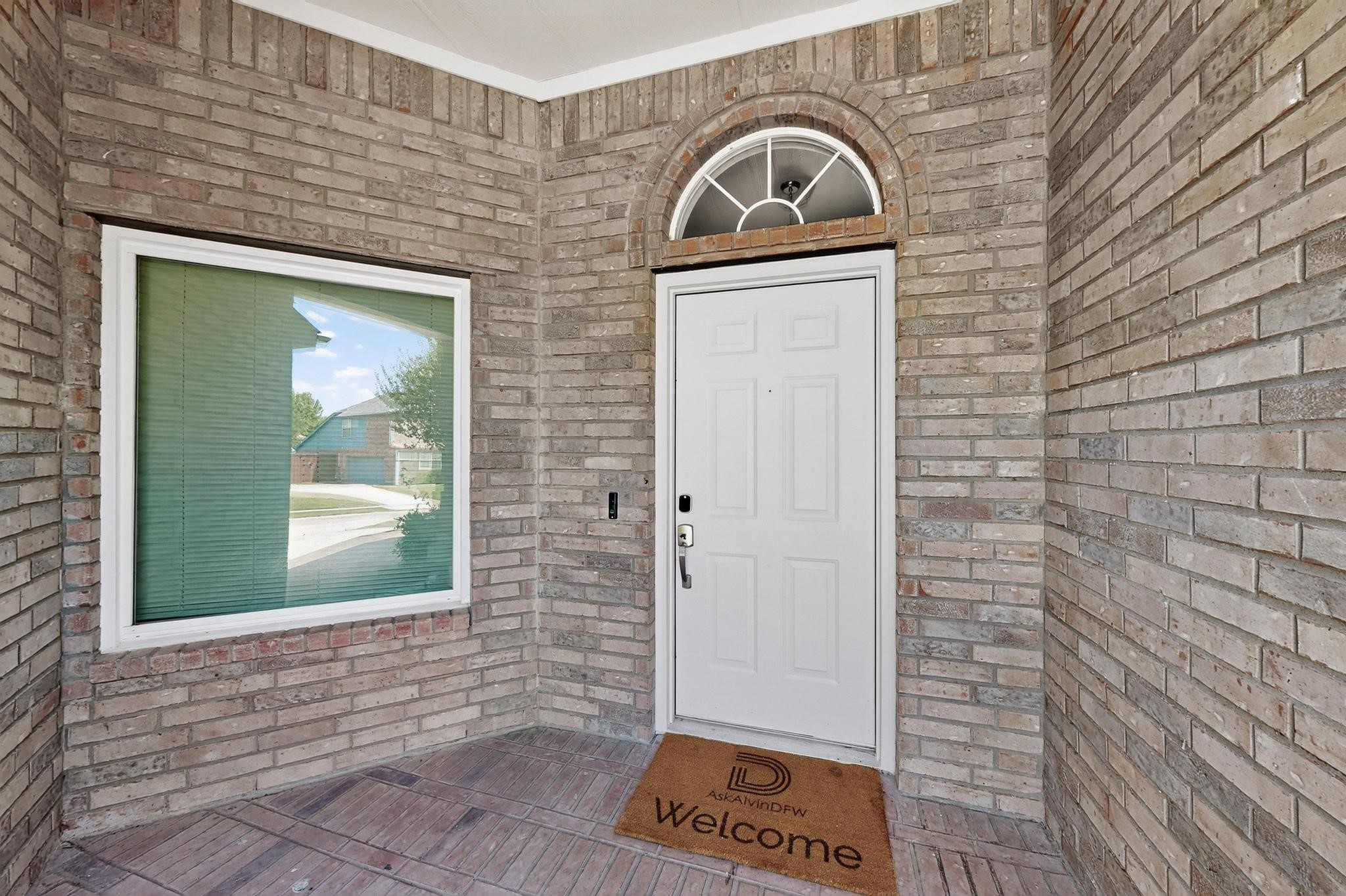 2825 Rosewood Boulevard