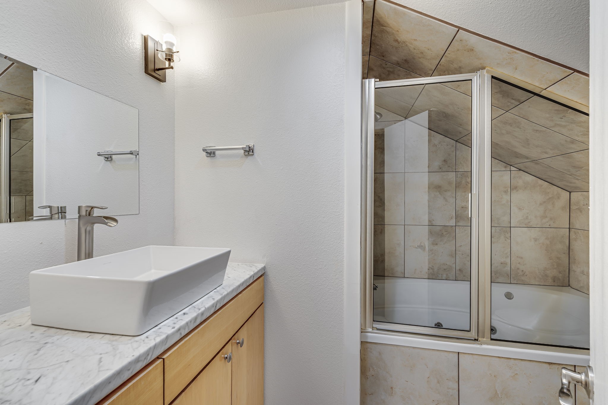 7163 County Road 573