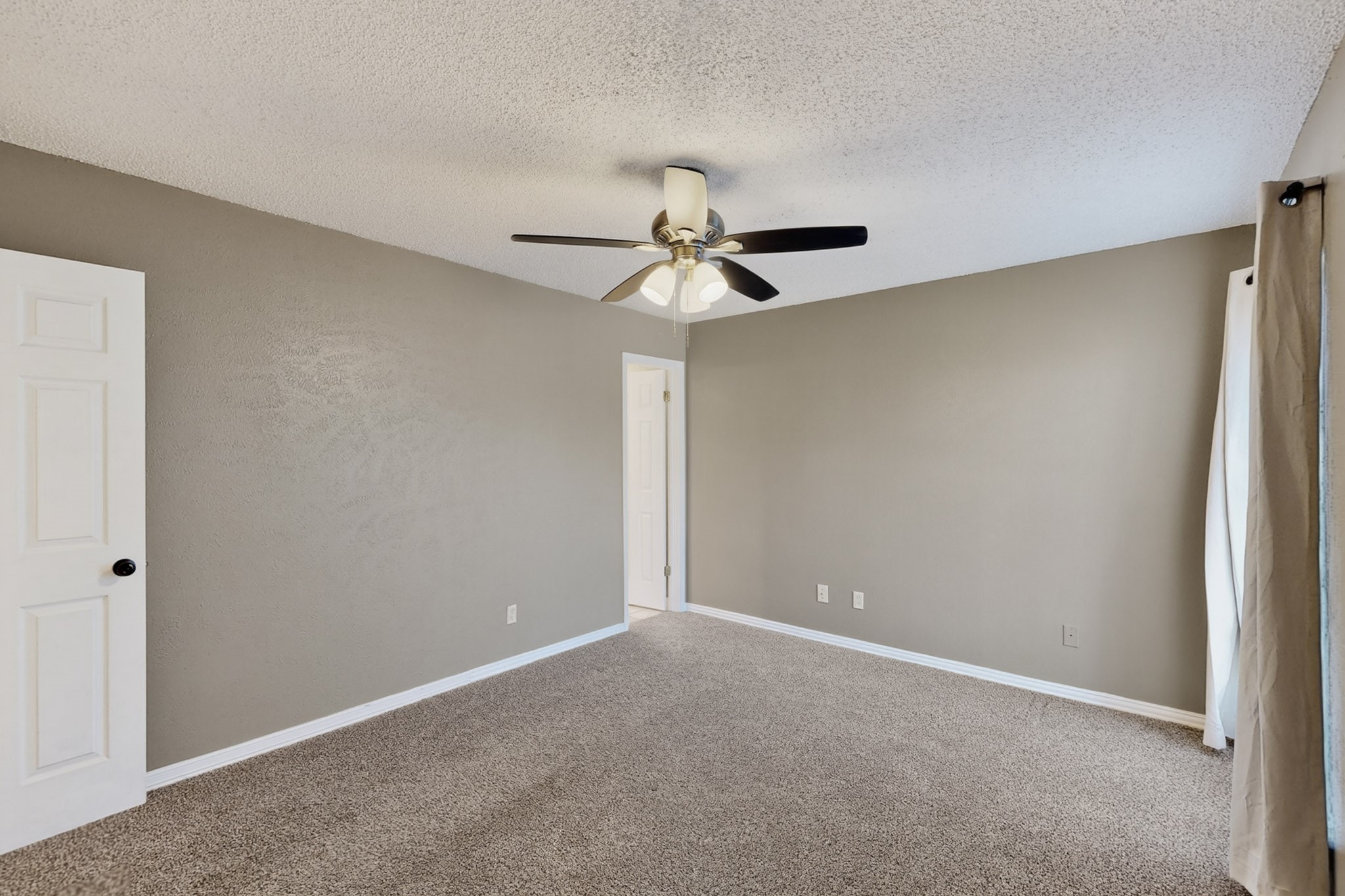 2700 Winding Creek Drive