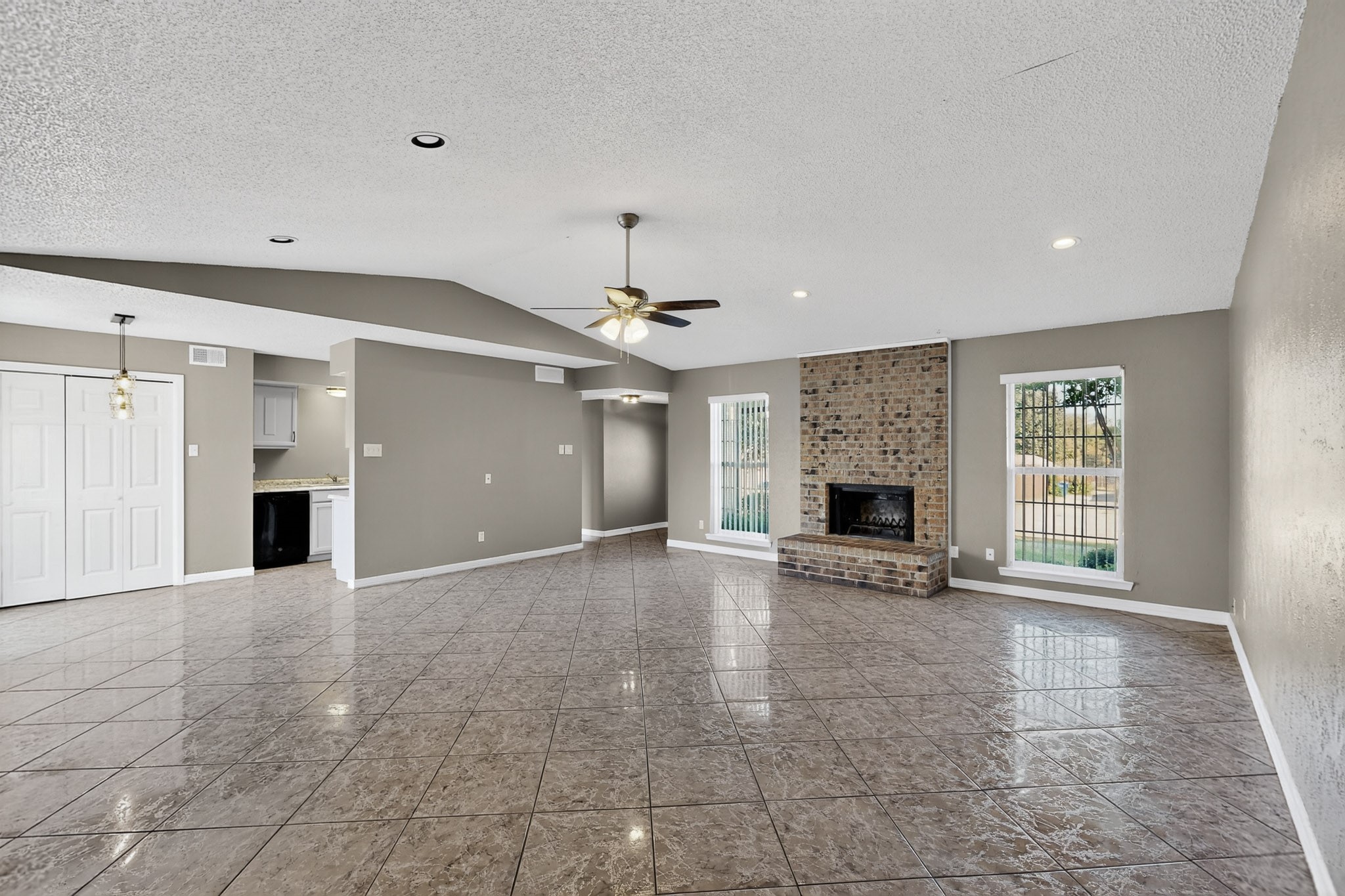 2700 Winding Creek Drive