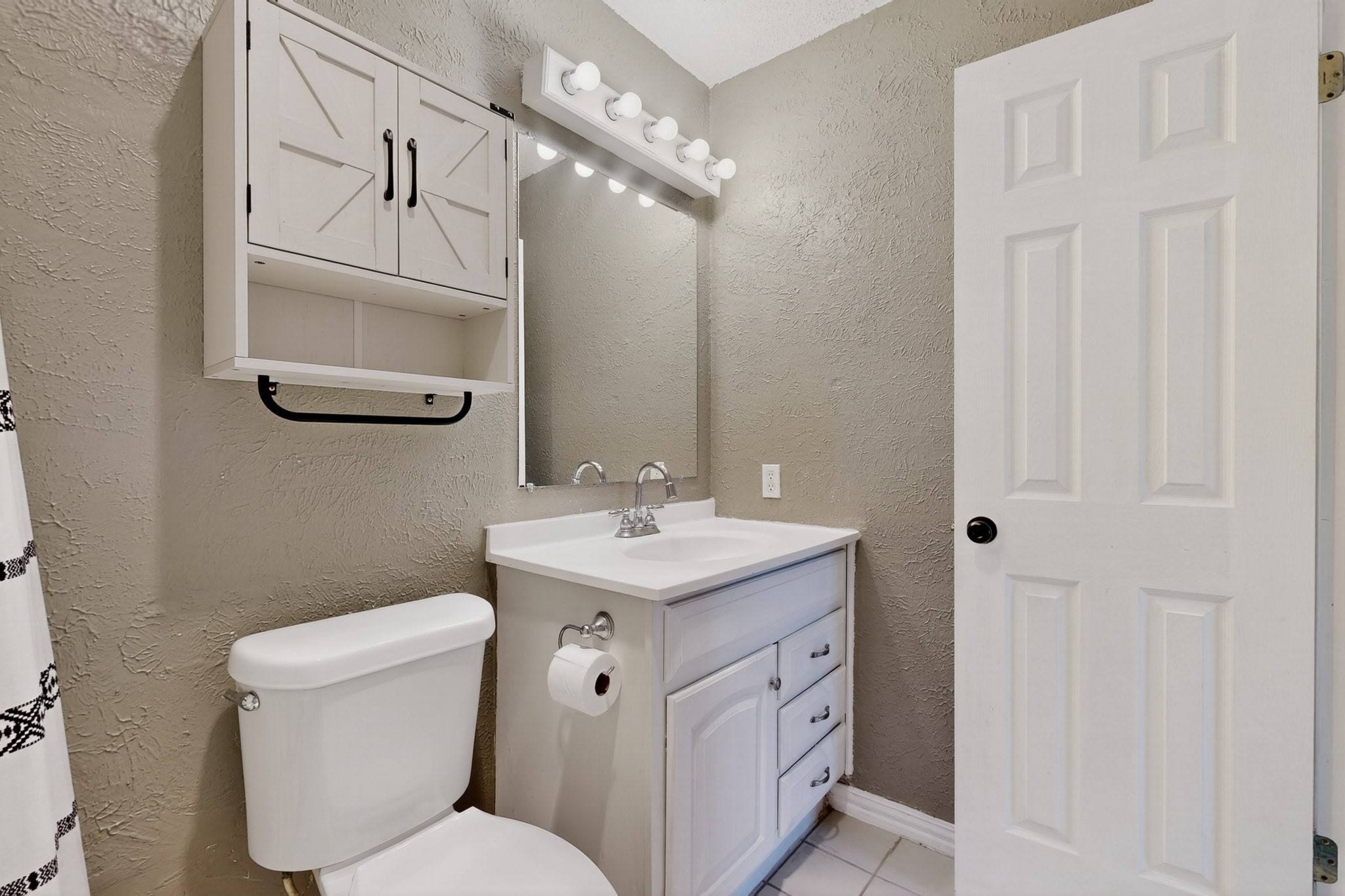 2700 Winding Creek Drive