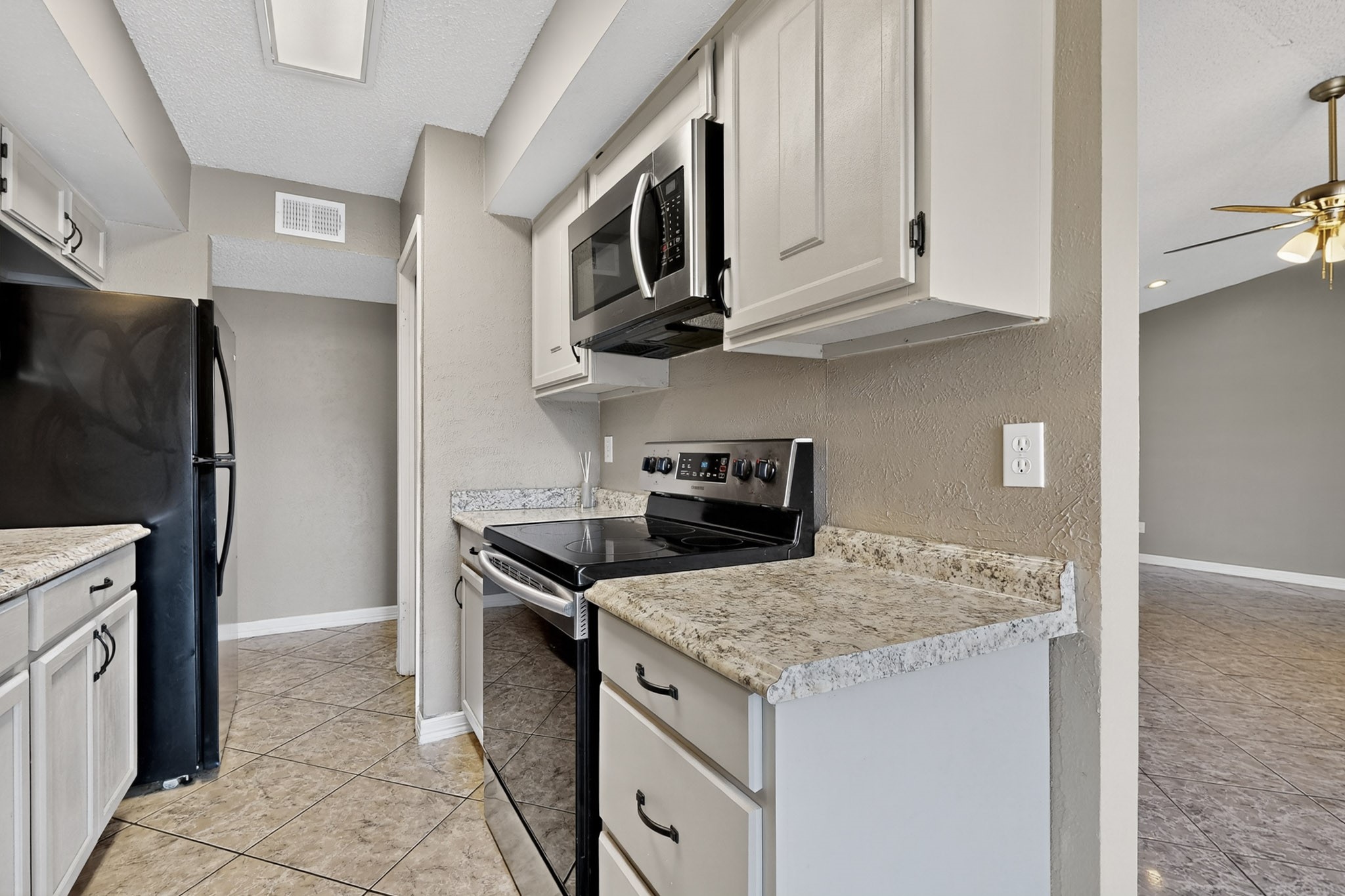 2700 Winding Creek Drive